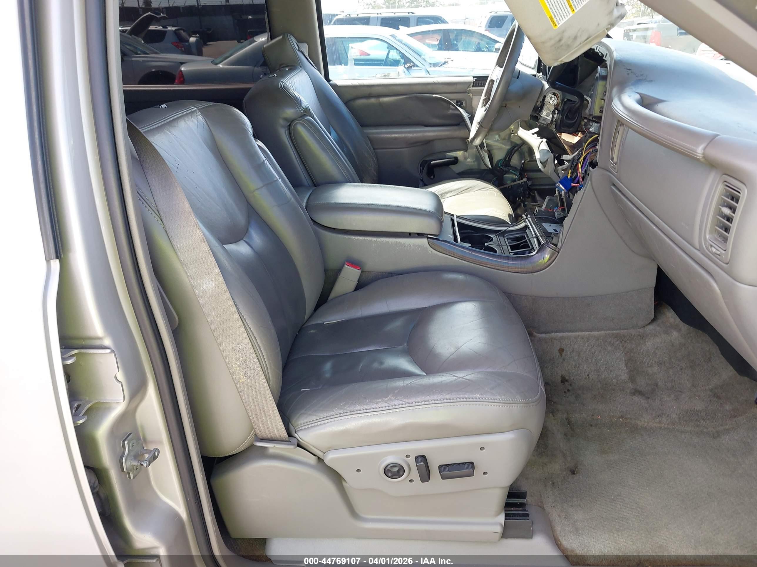 GMC YUKON image 5