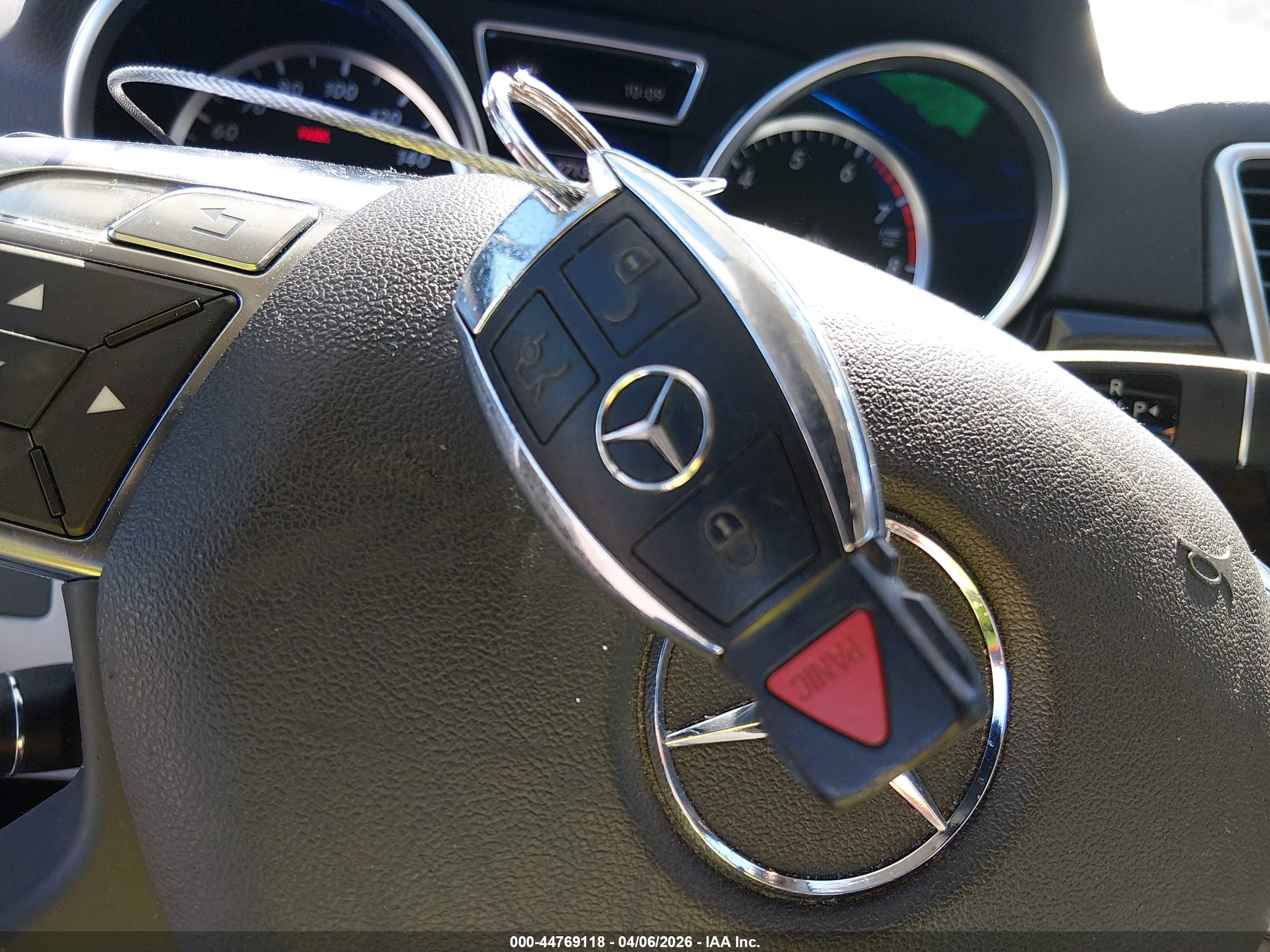 MERCEDES-BENZ ML image 11