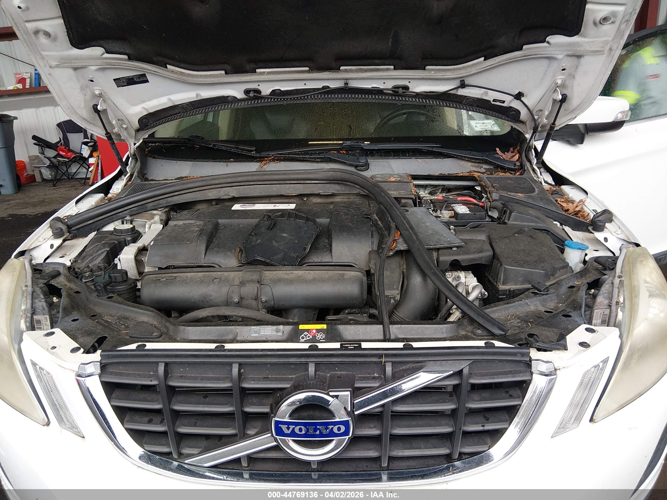 VOLVO XC60 image 10