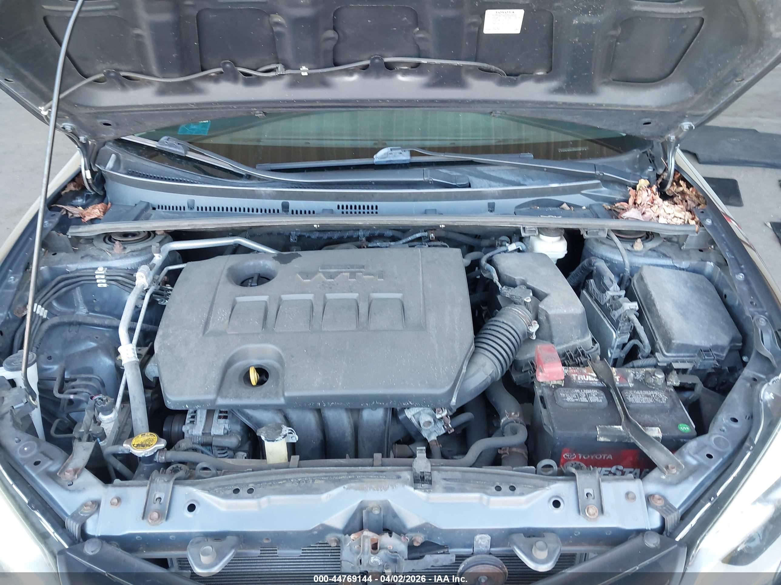 TOYOTA COROLLA image 10