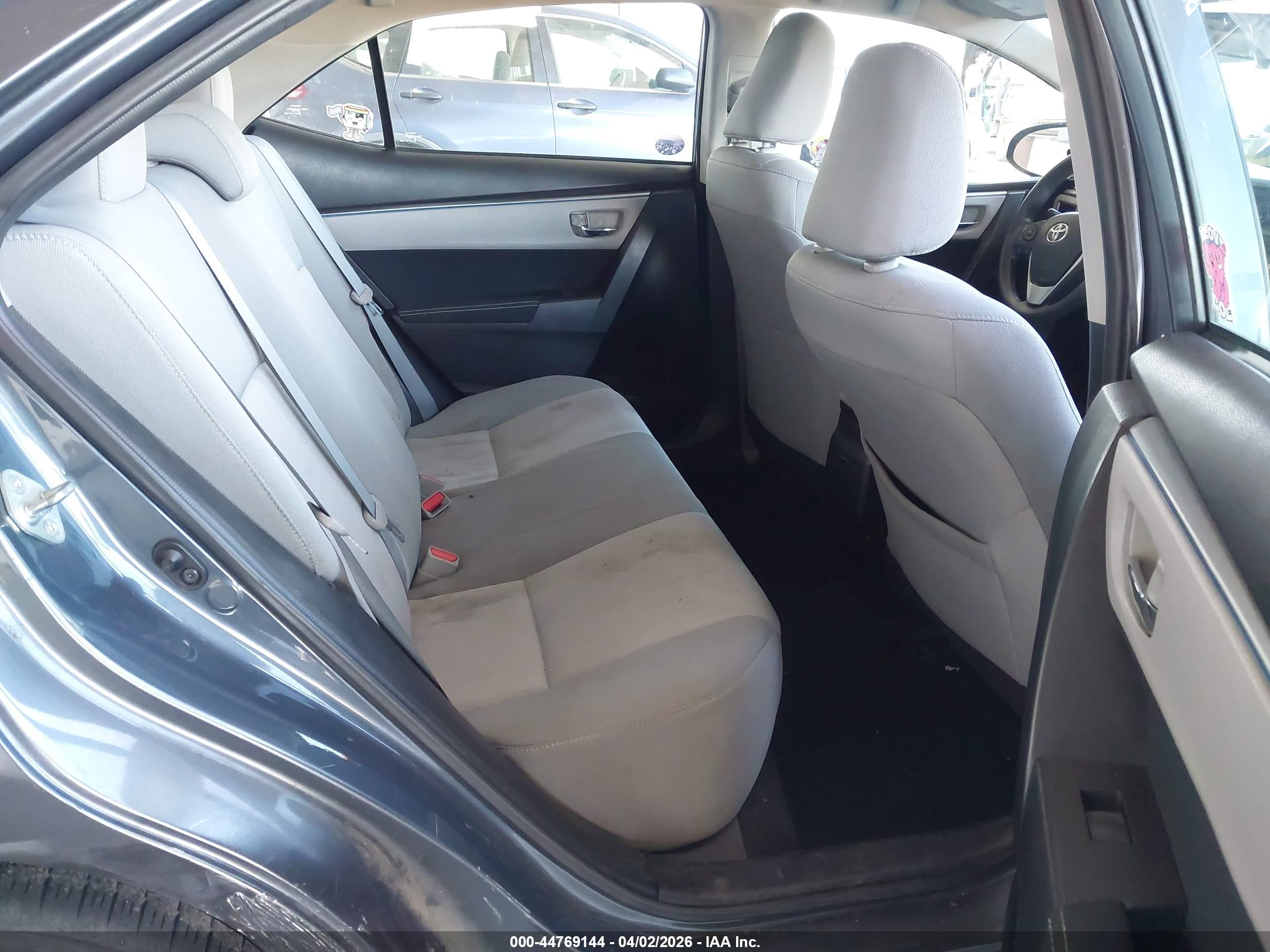 TOYOTA COROLLA image 8