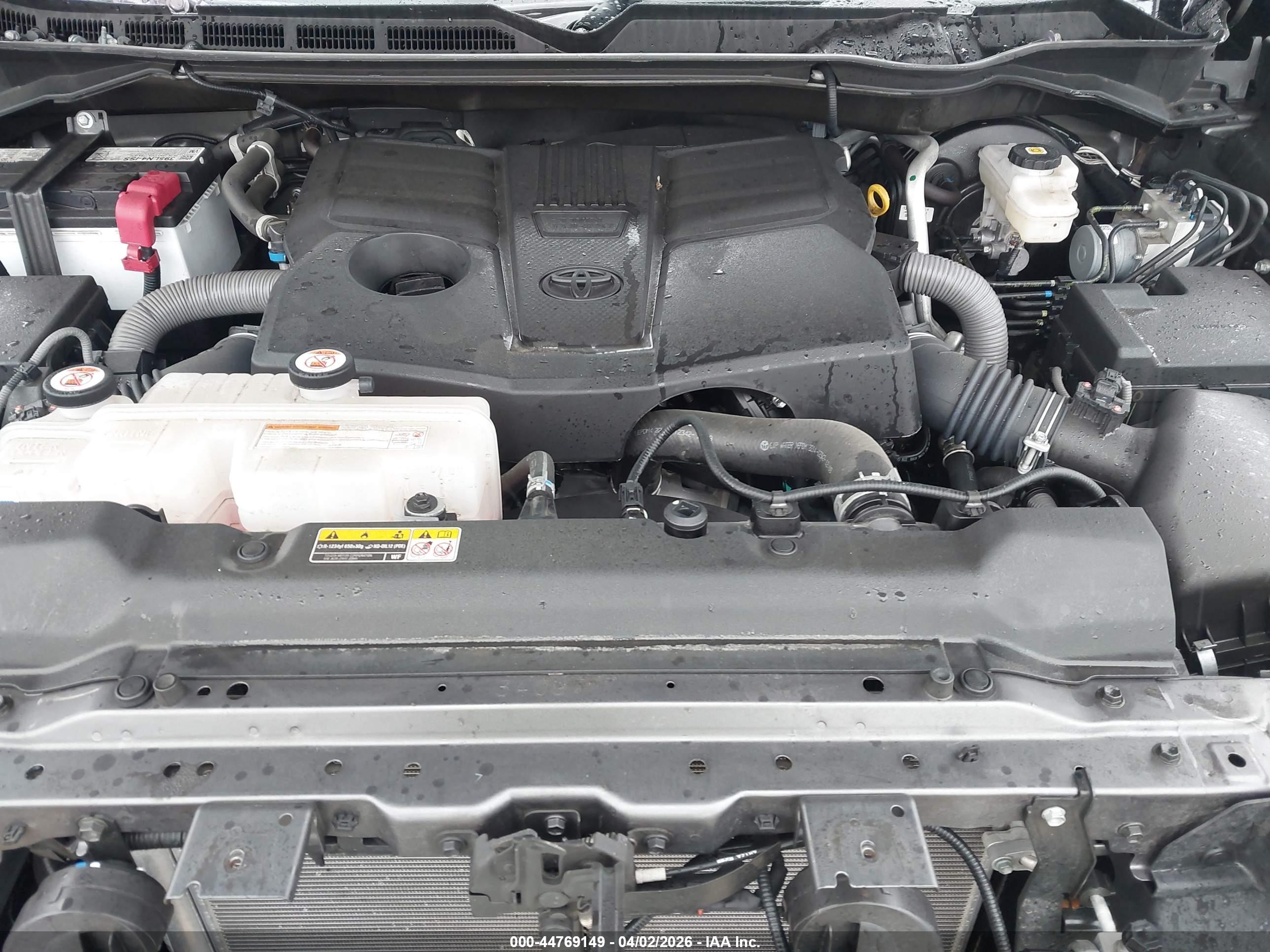 TOYOTA TUNDRA image 10