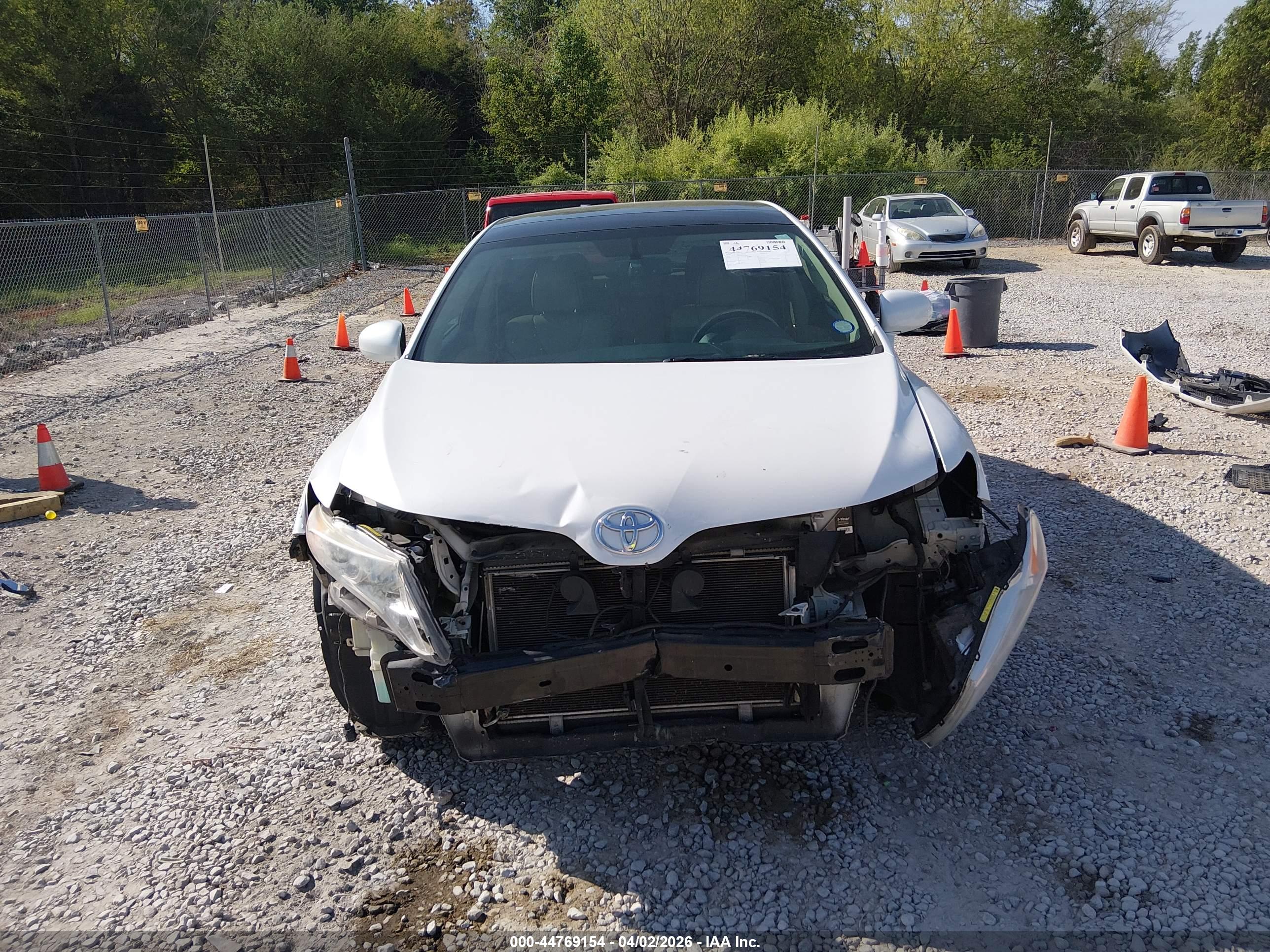 TOYOTA VENZA image 6
