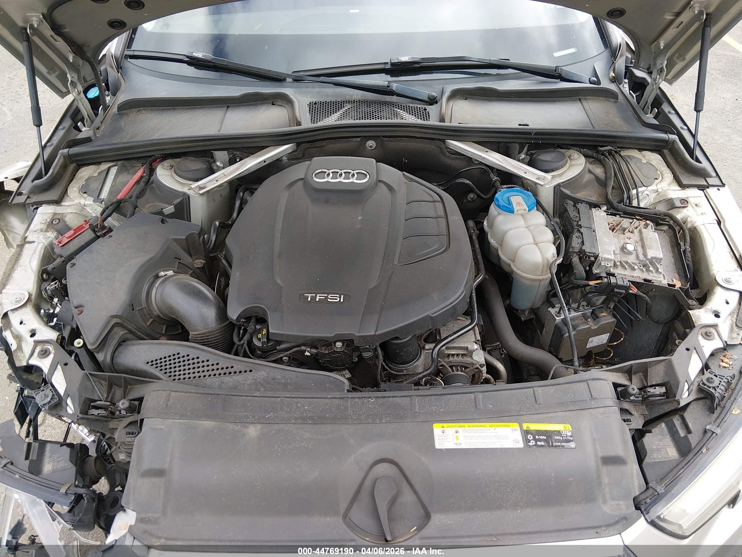 AUDI A4 image 10