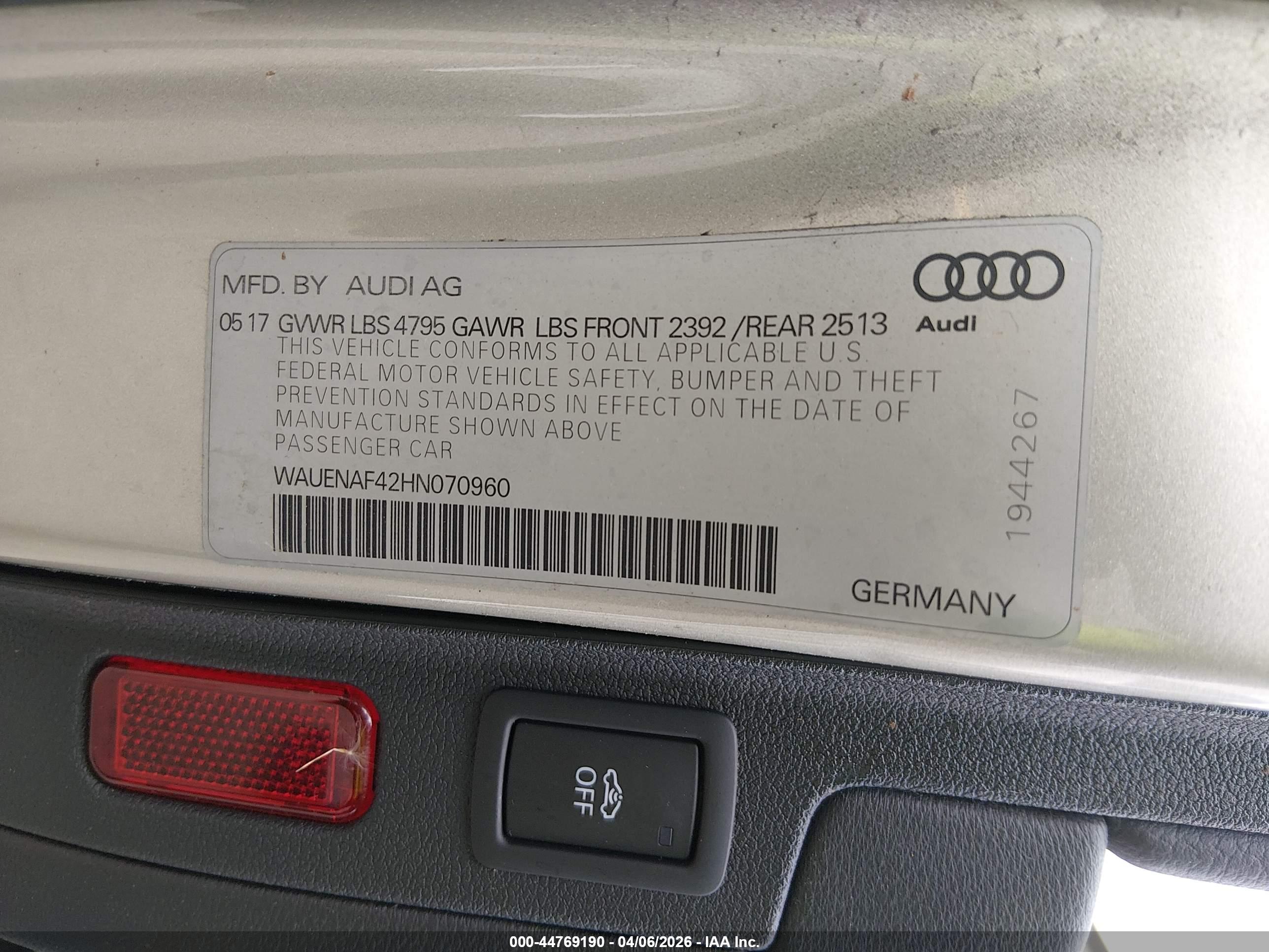 AUDI A4 image 9