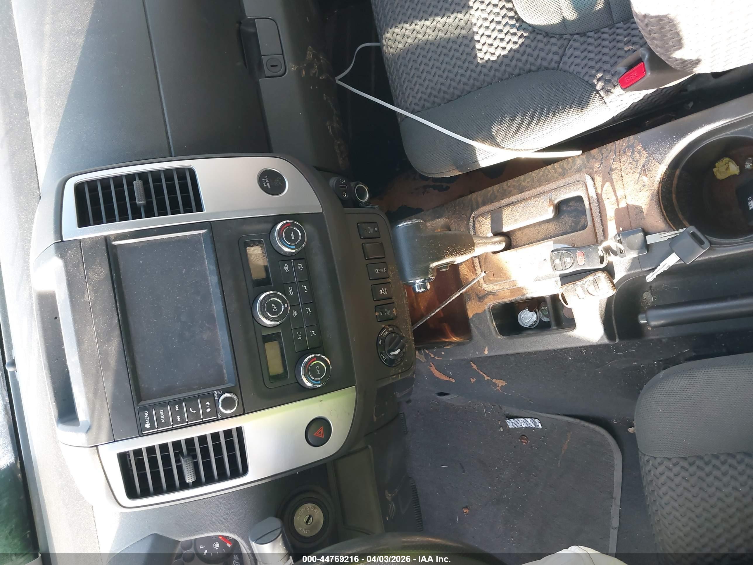 NISSAN FRONTIER image 11