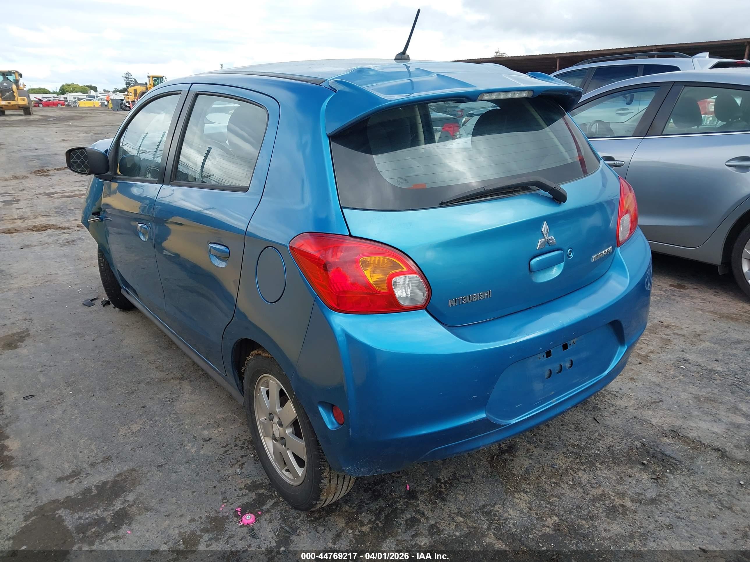 MITSUBISHI MIRAGE image 3