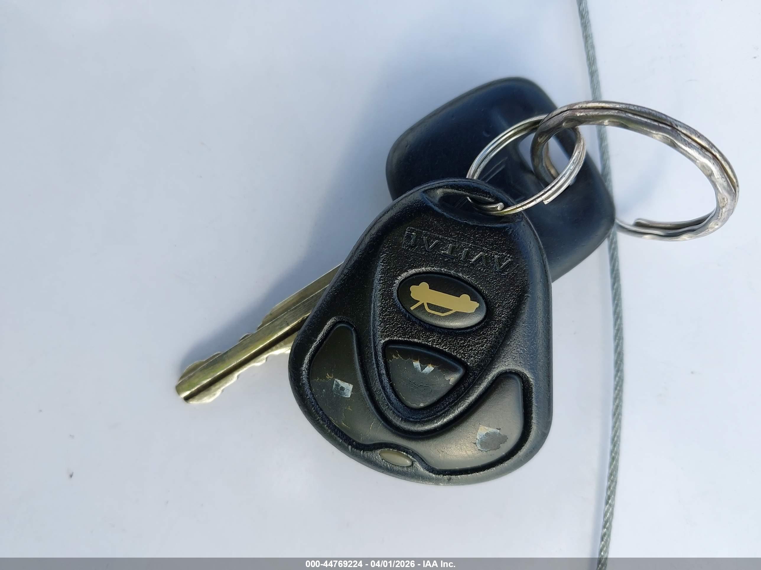 PONTIAC VIBE image 11