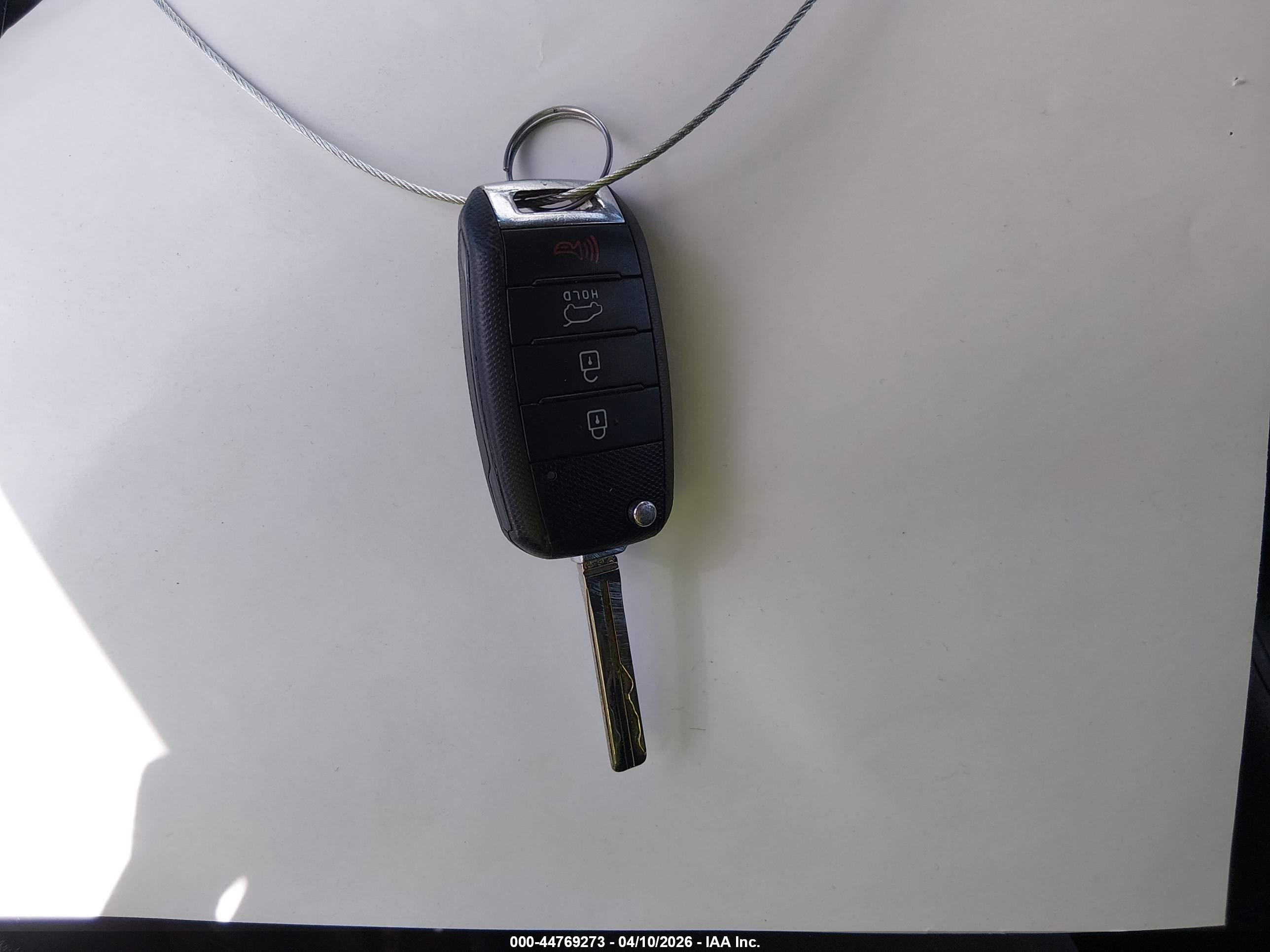 KIA SPORTAGE image 11