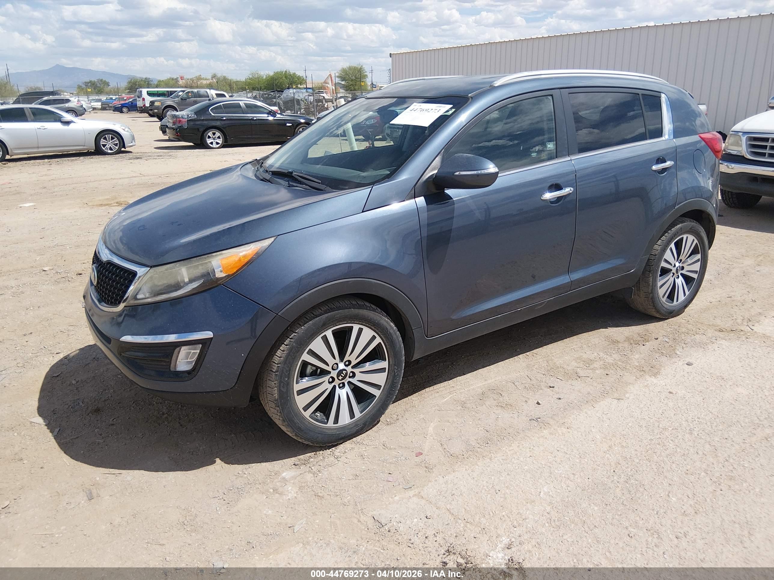 KIA SPORTAGE image 2