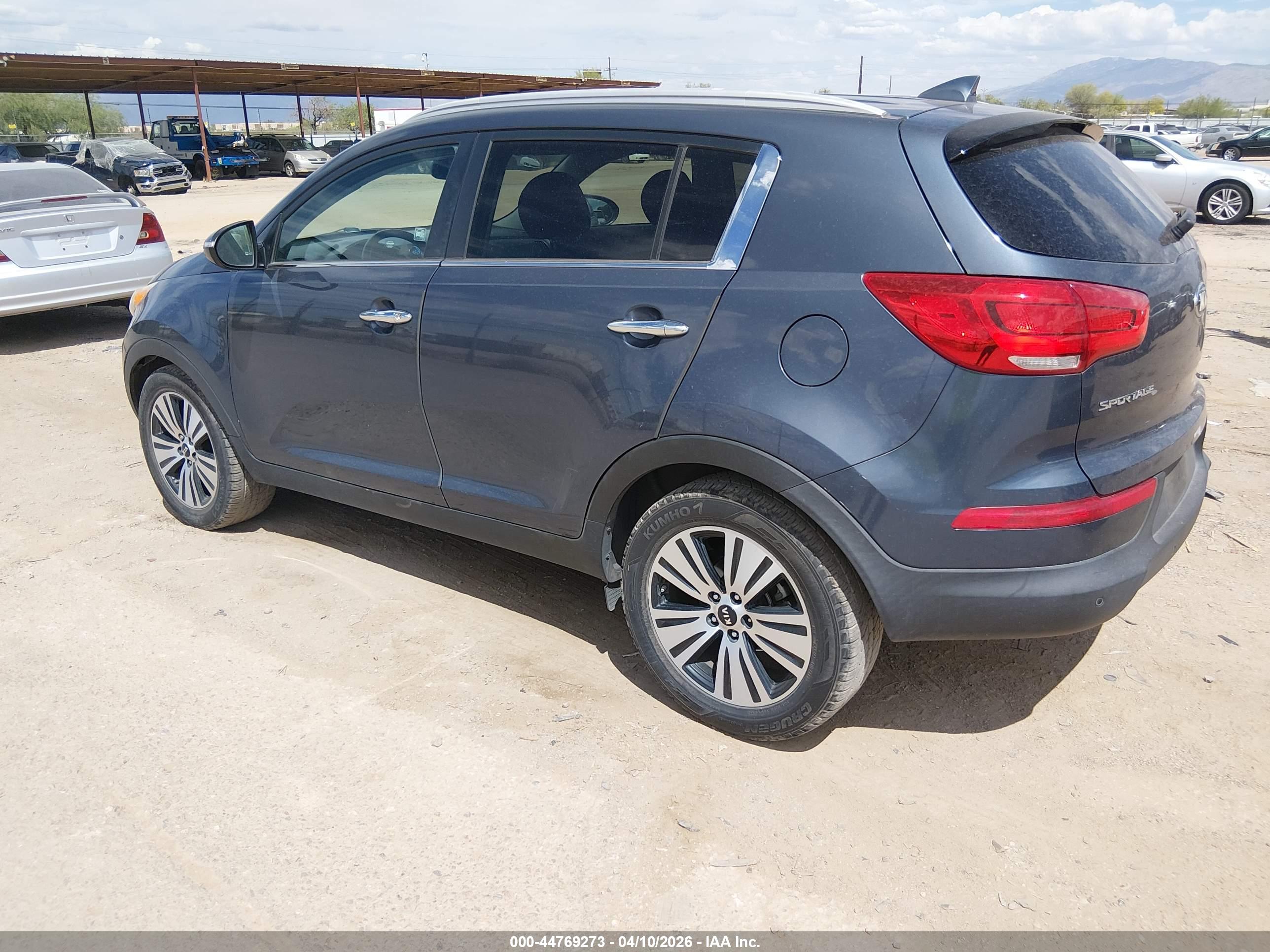 KIA SPORTAGE image 3