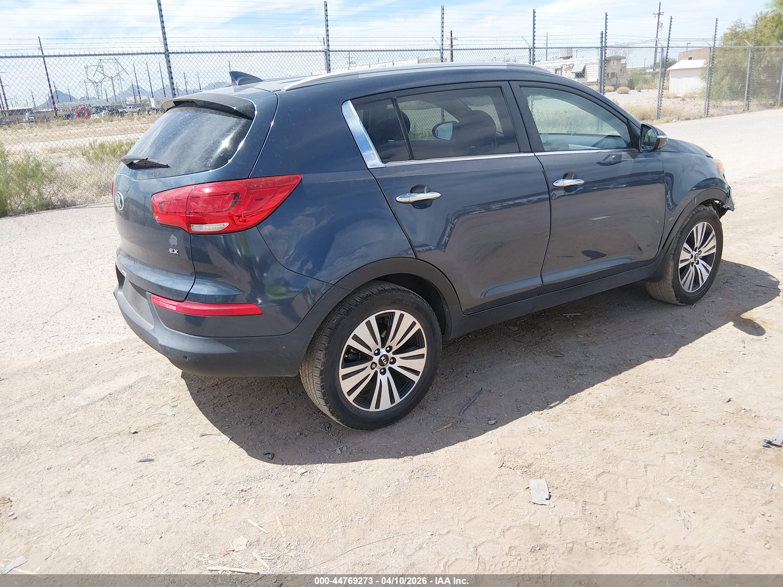 KIA SPORTAGE image 4