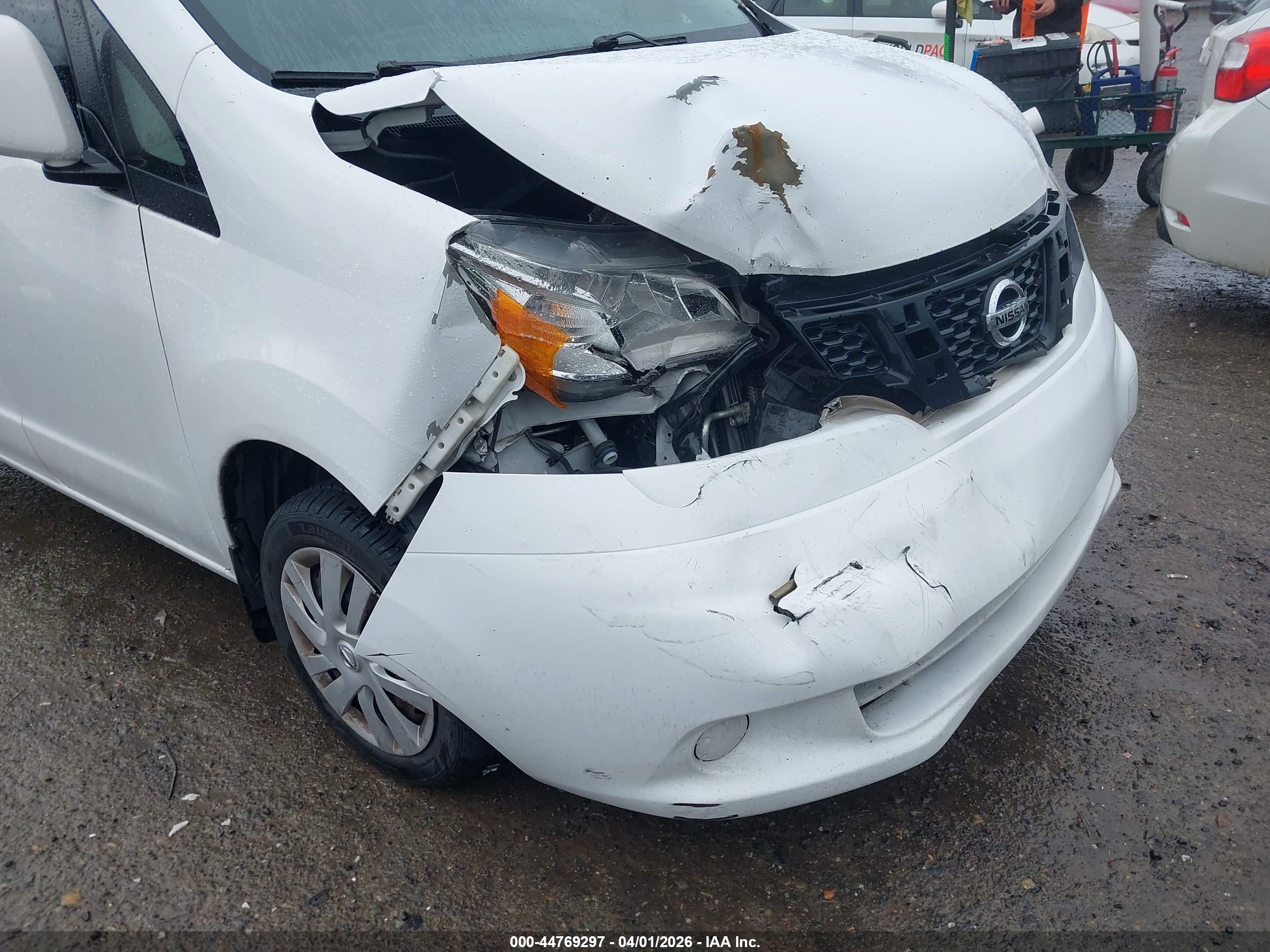 NISSAN NV200 image 6