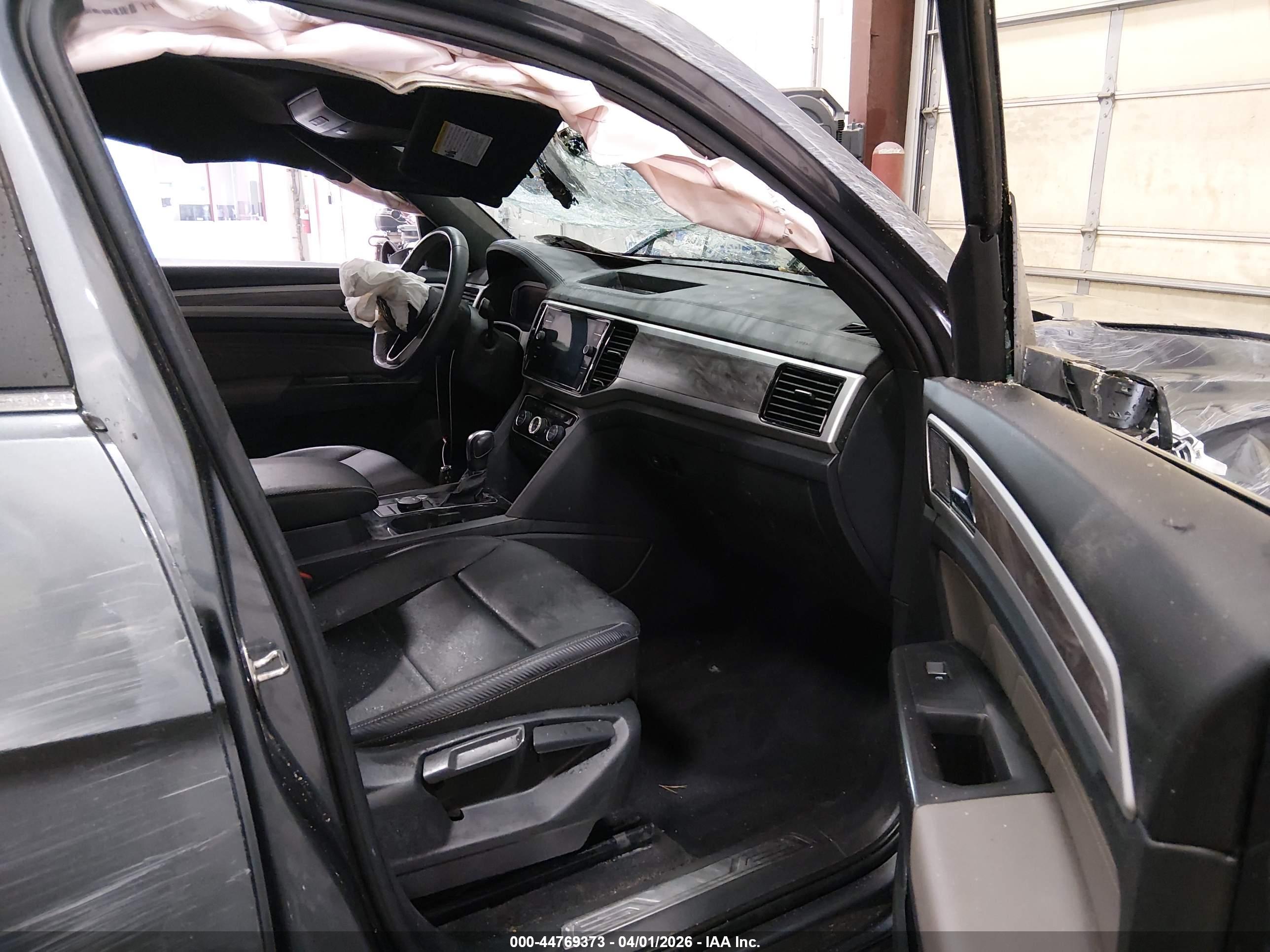 VOLKSWAGEN ATLAS image 5