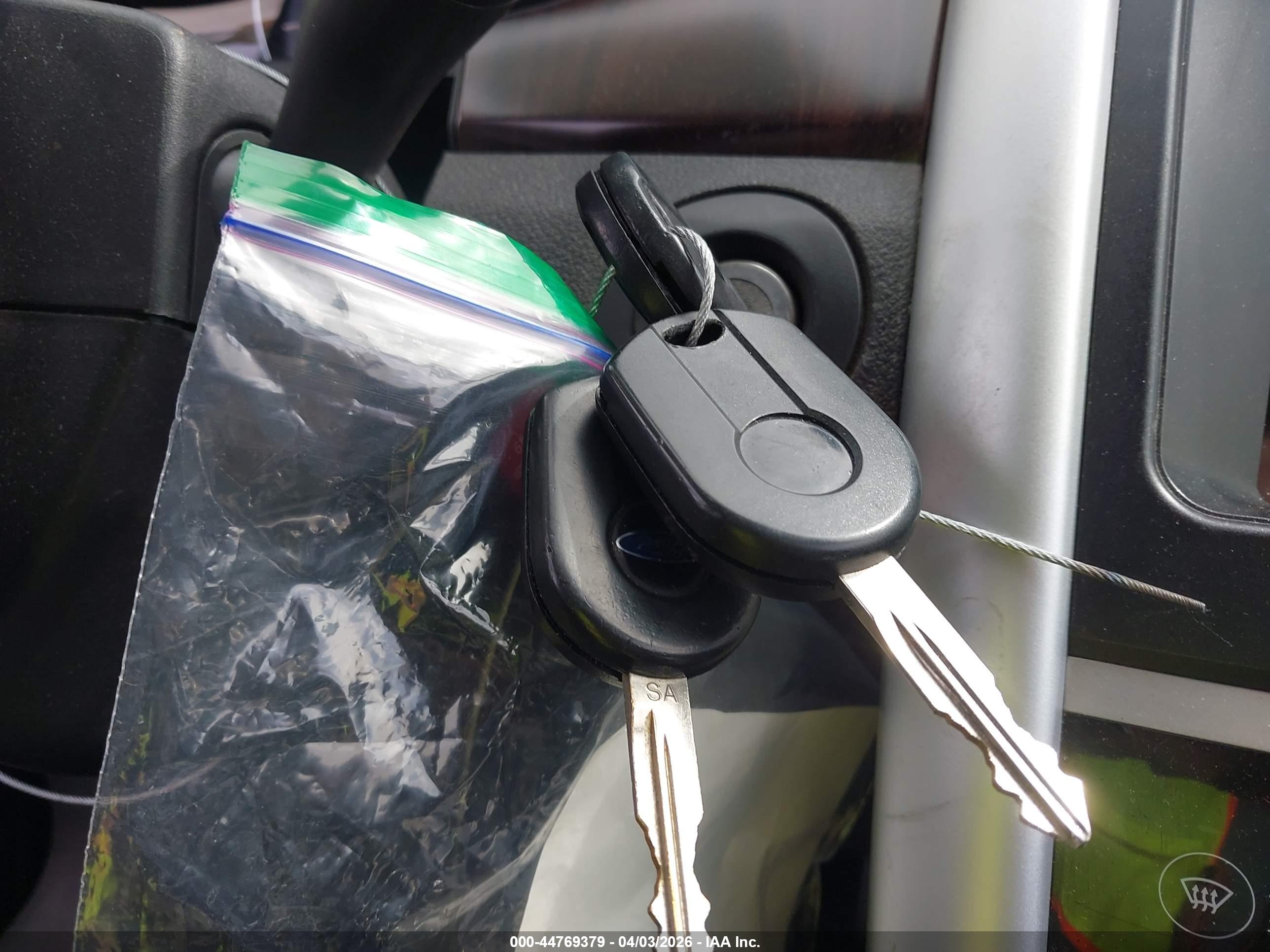 FORD EDGE image 11