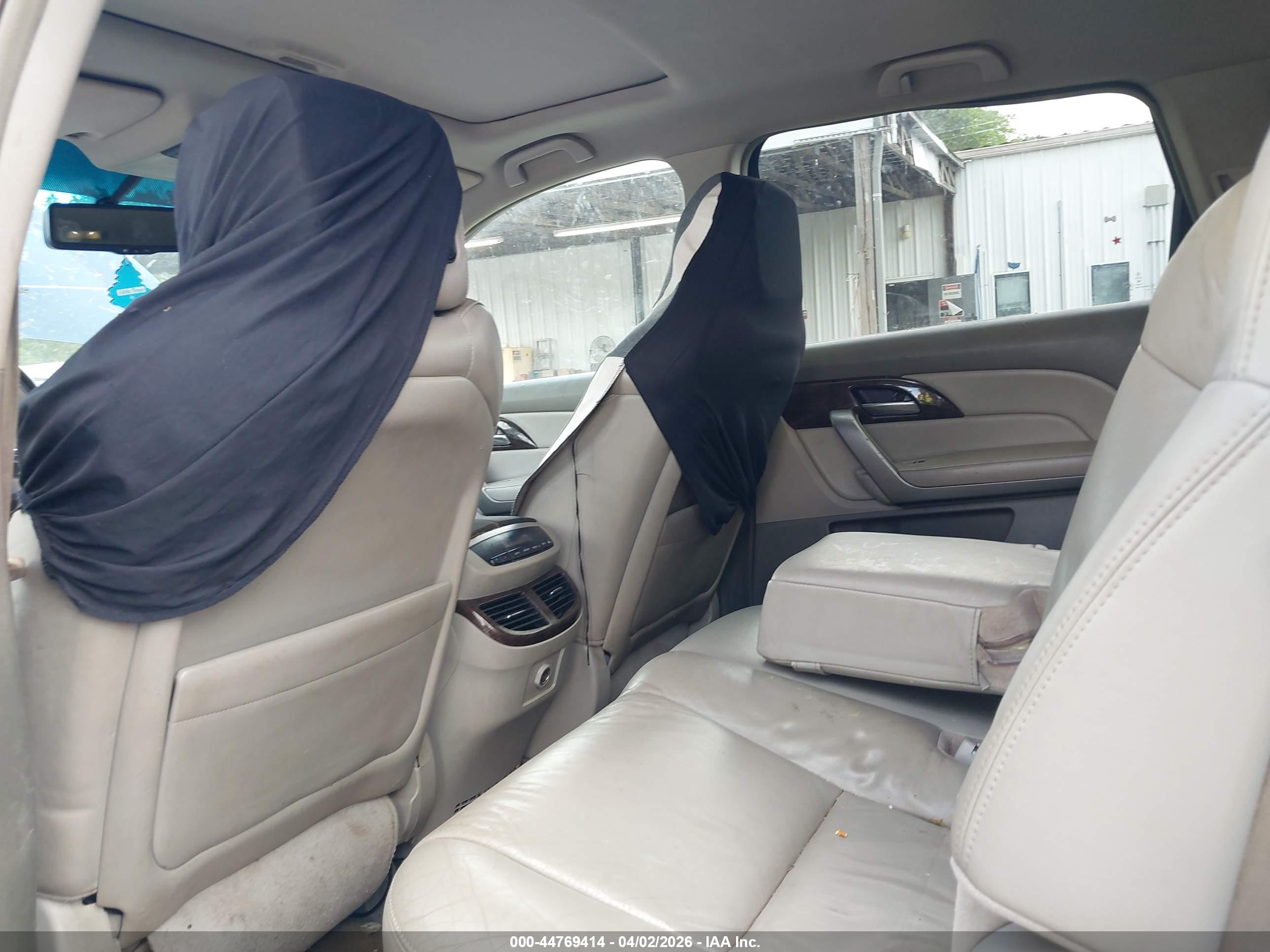 ACURA MDX image 8