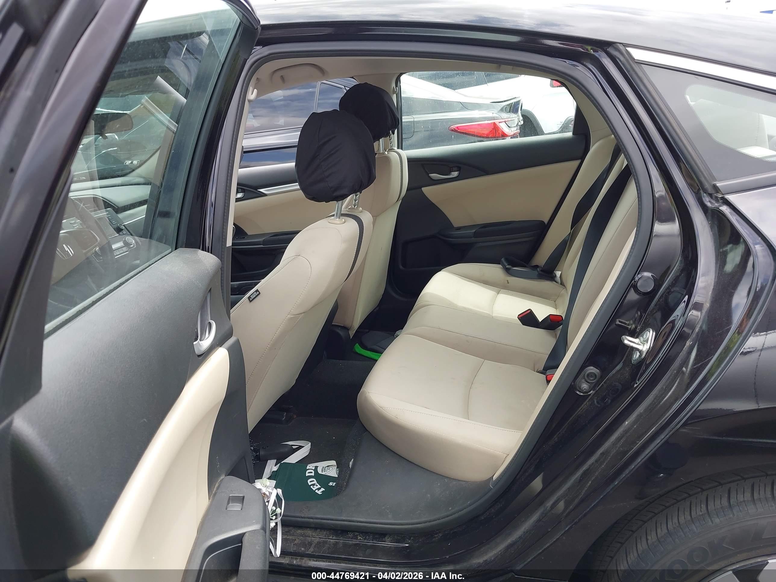 HONDA CIVIC image 8
