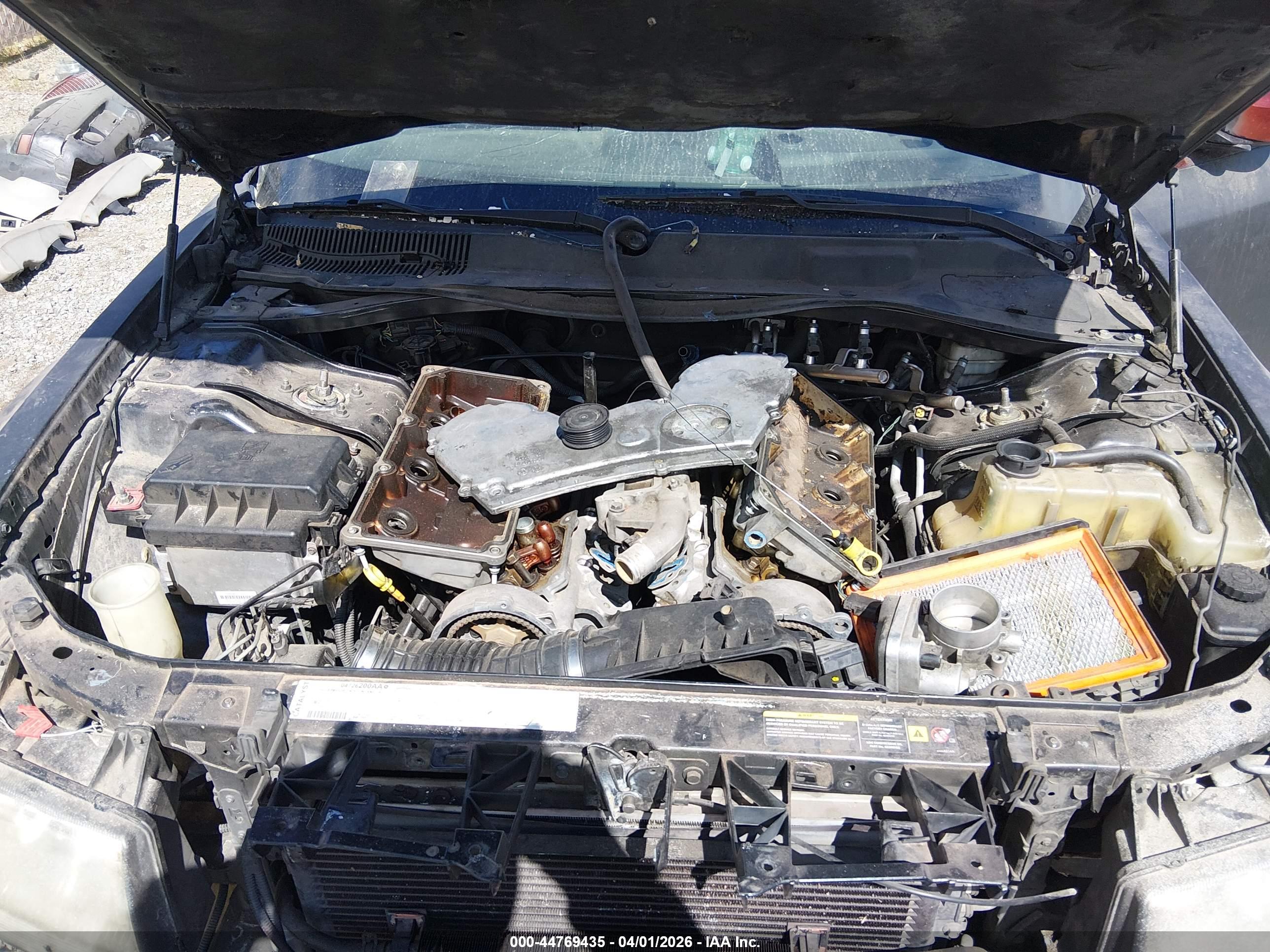 CHRYSLER 300 image 10