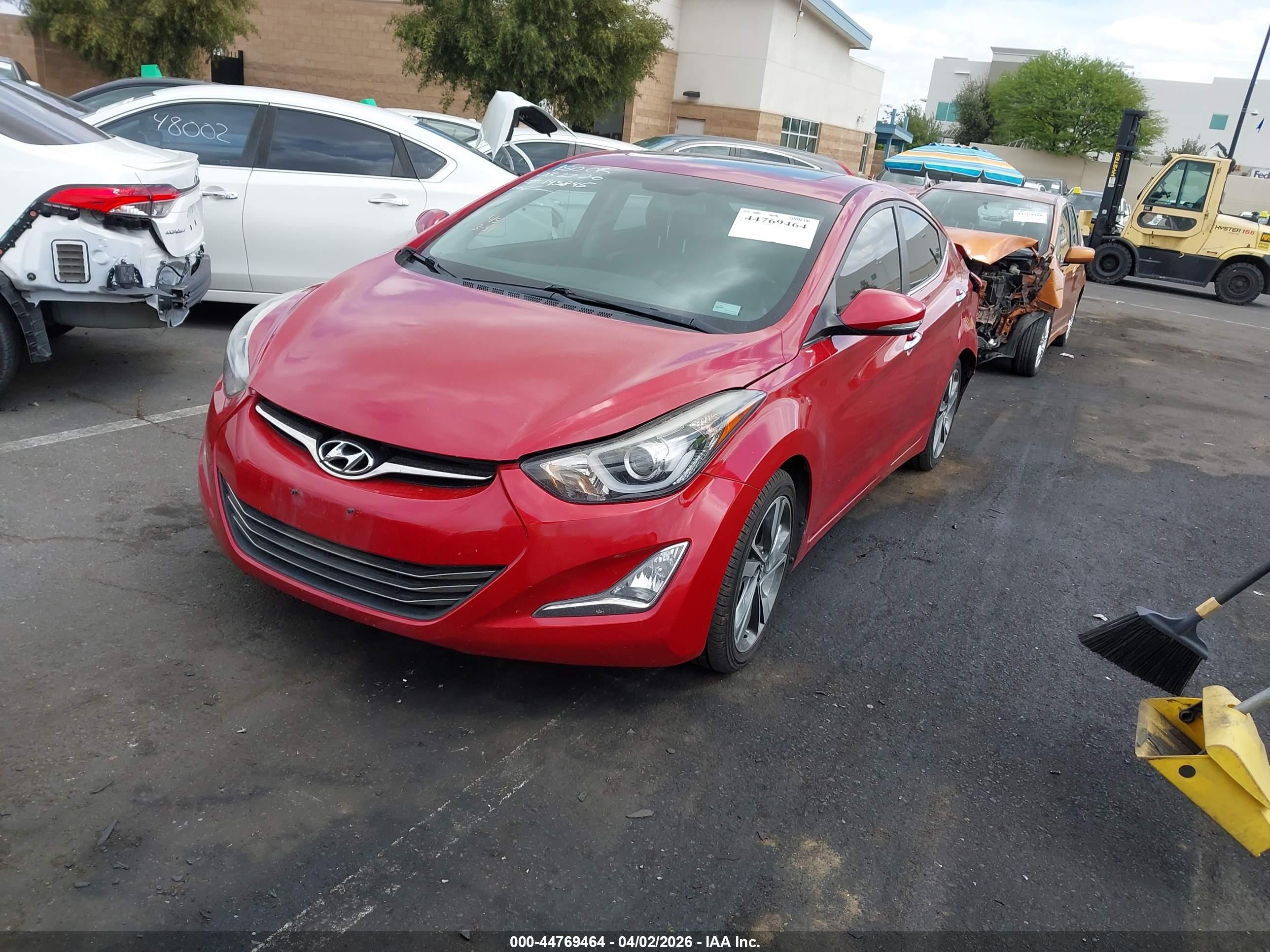 HYUNDAI ELANTRA image 2