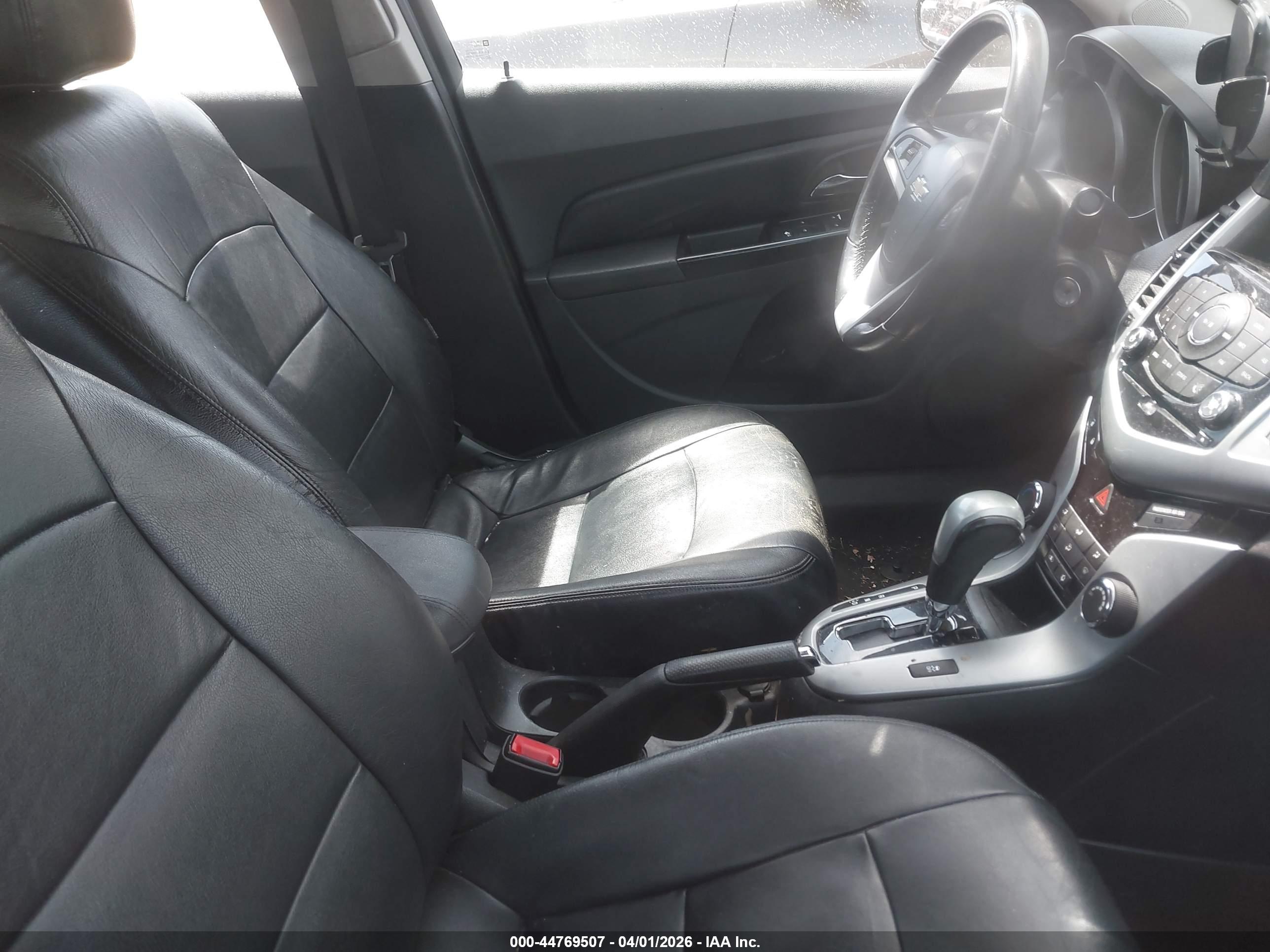 CHEVROLET CRUZE image 5