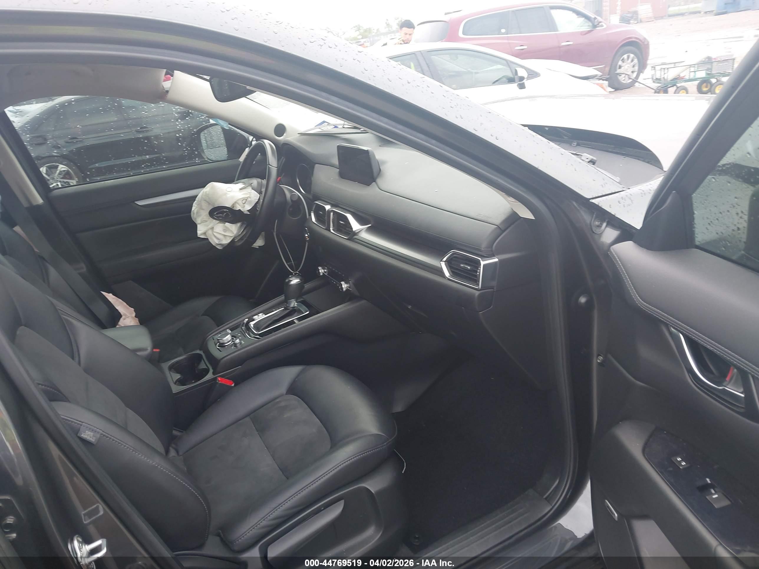 MAZDA CX-5 image 5