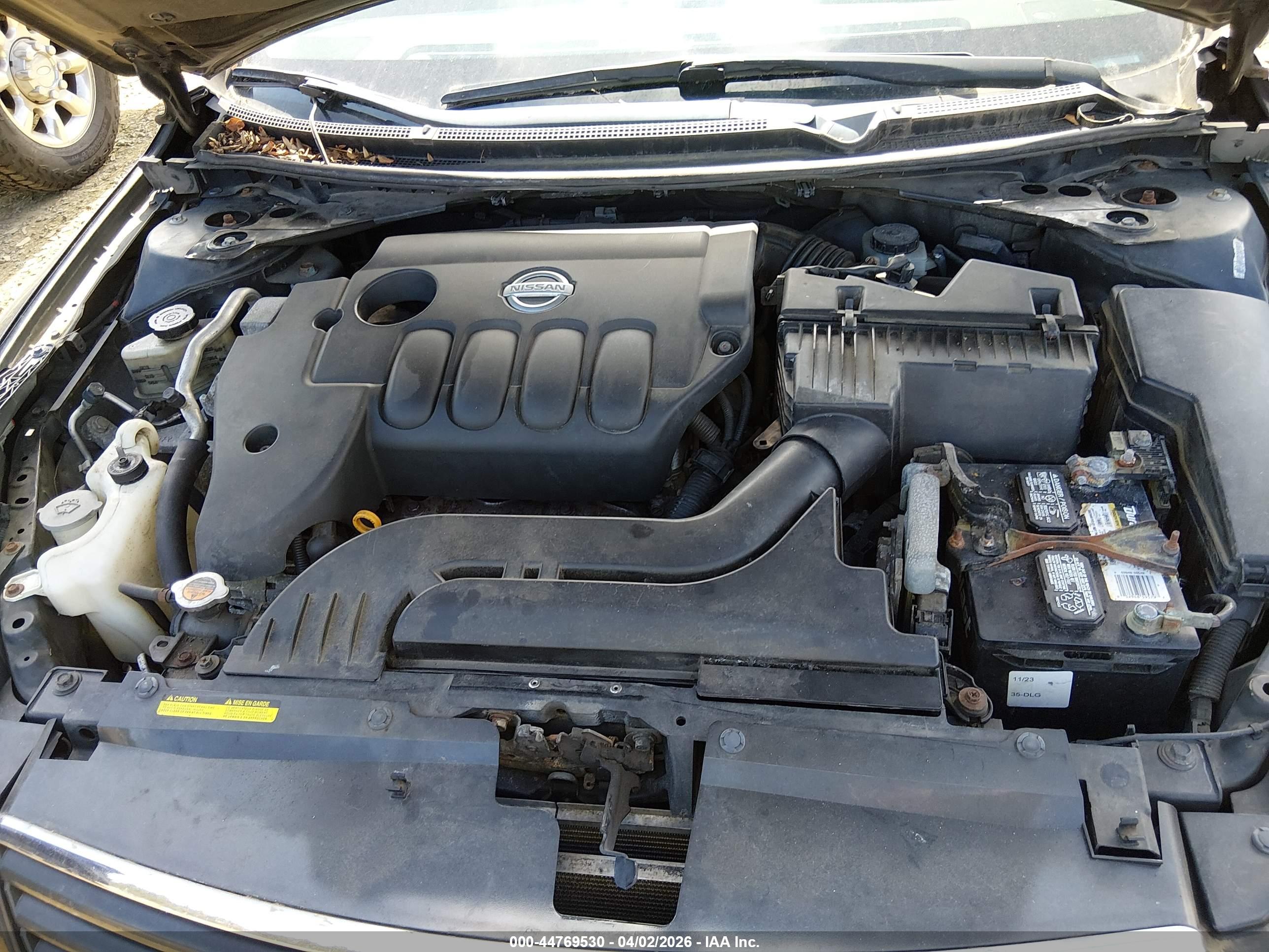 NISSAN ALTIMA image 10