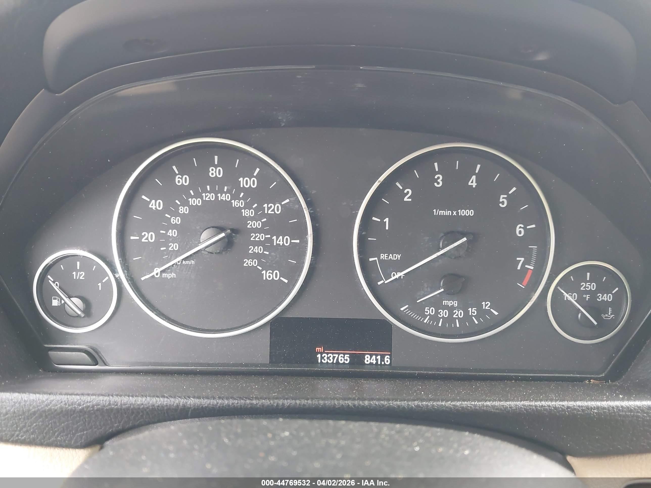 BMW 320I image 7