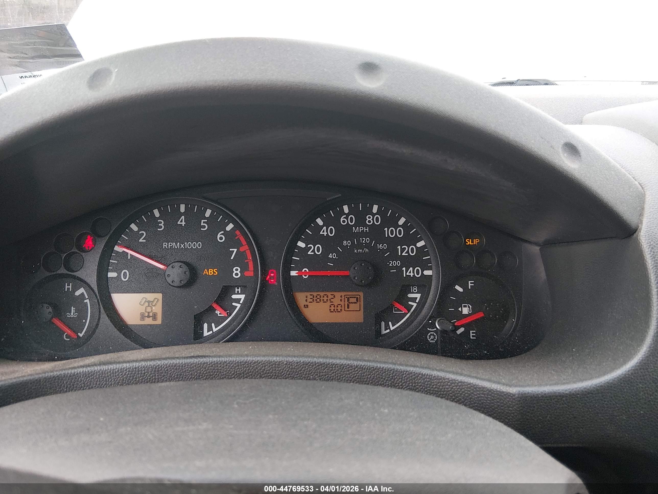 NISSAN FRONTIER image 7