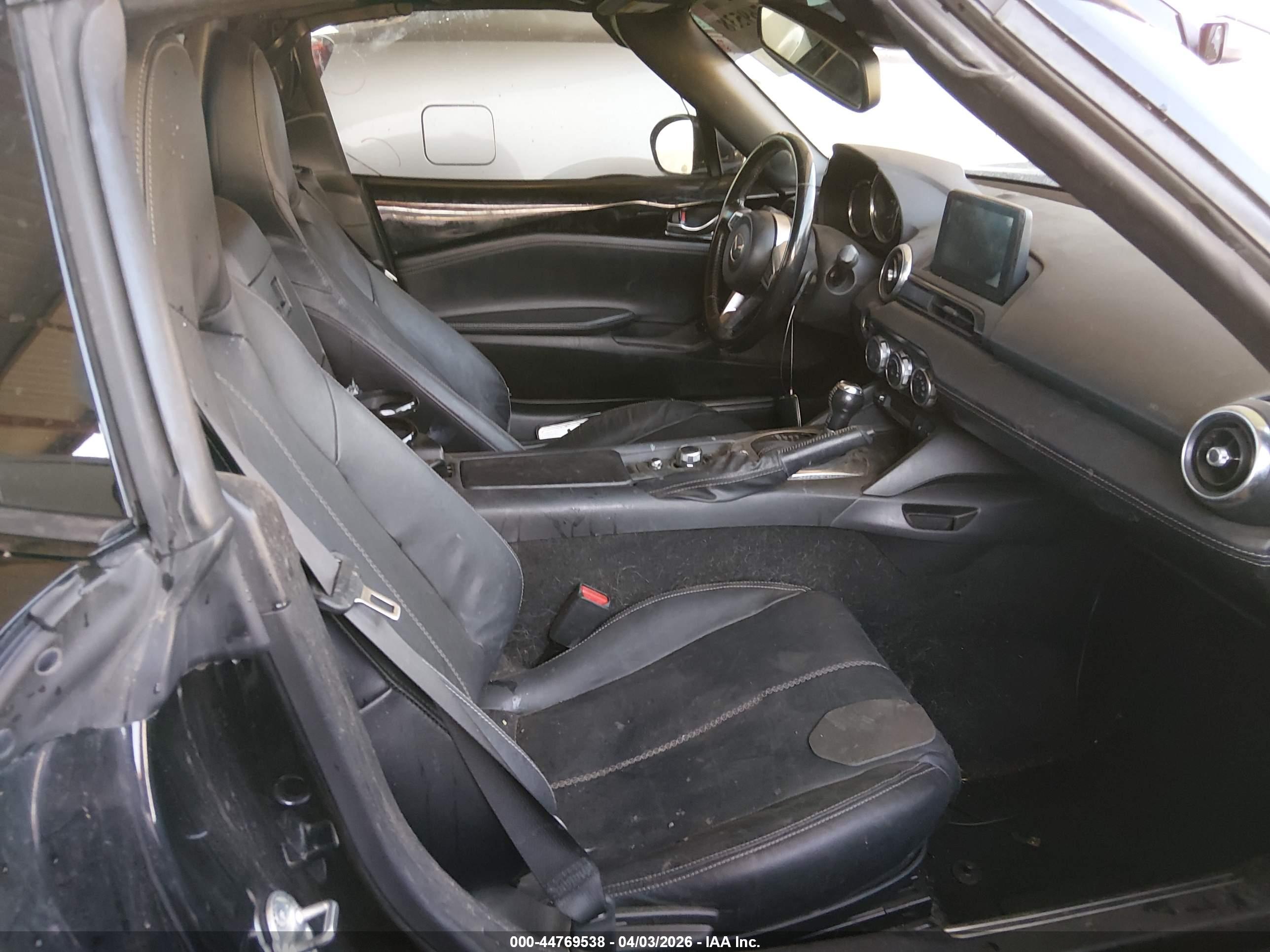 MAZDA MX-5 image 8