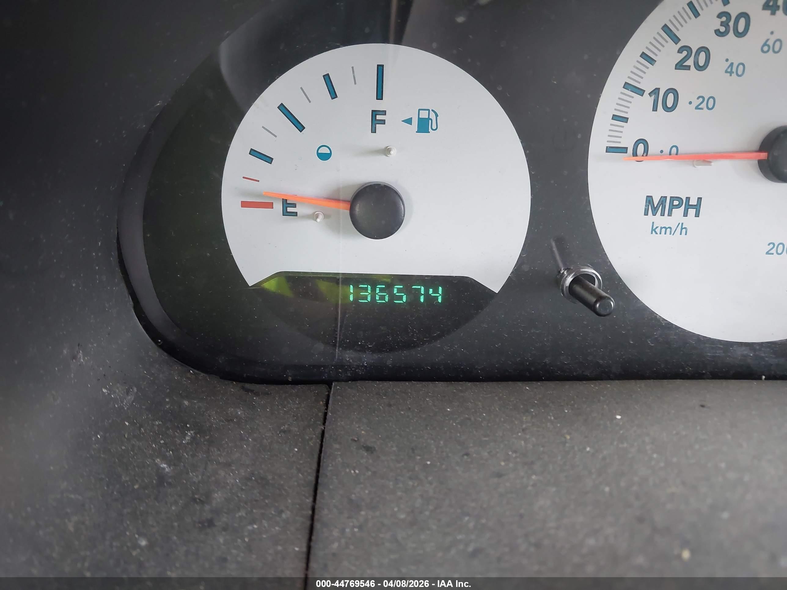 CHRYSLER TOWN image 7