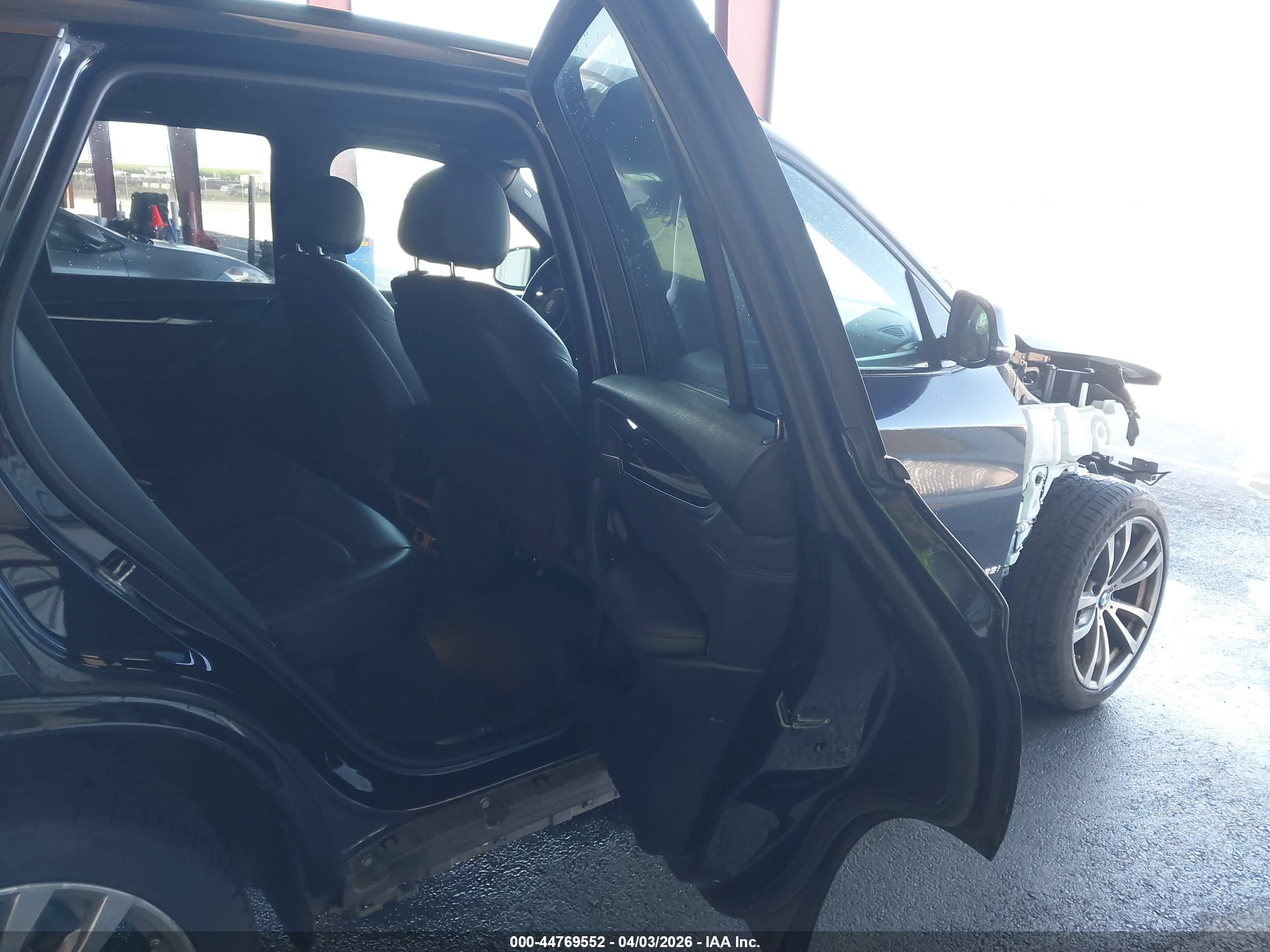 BMW X5 image 8