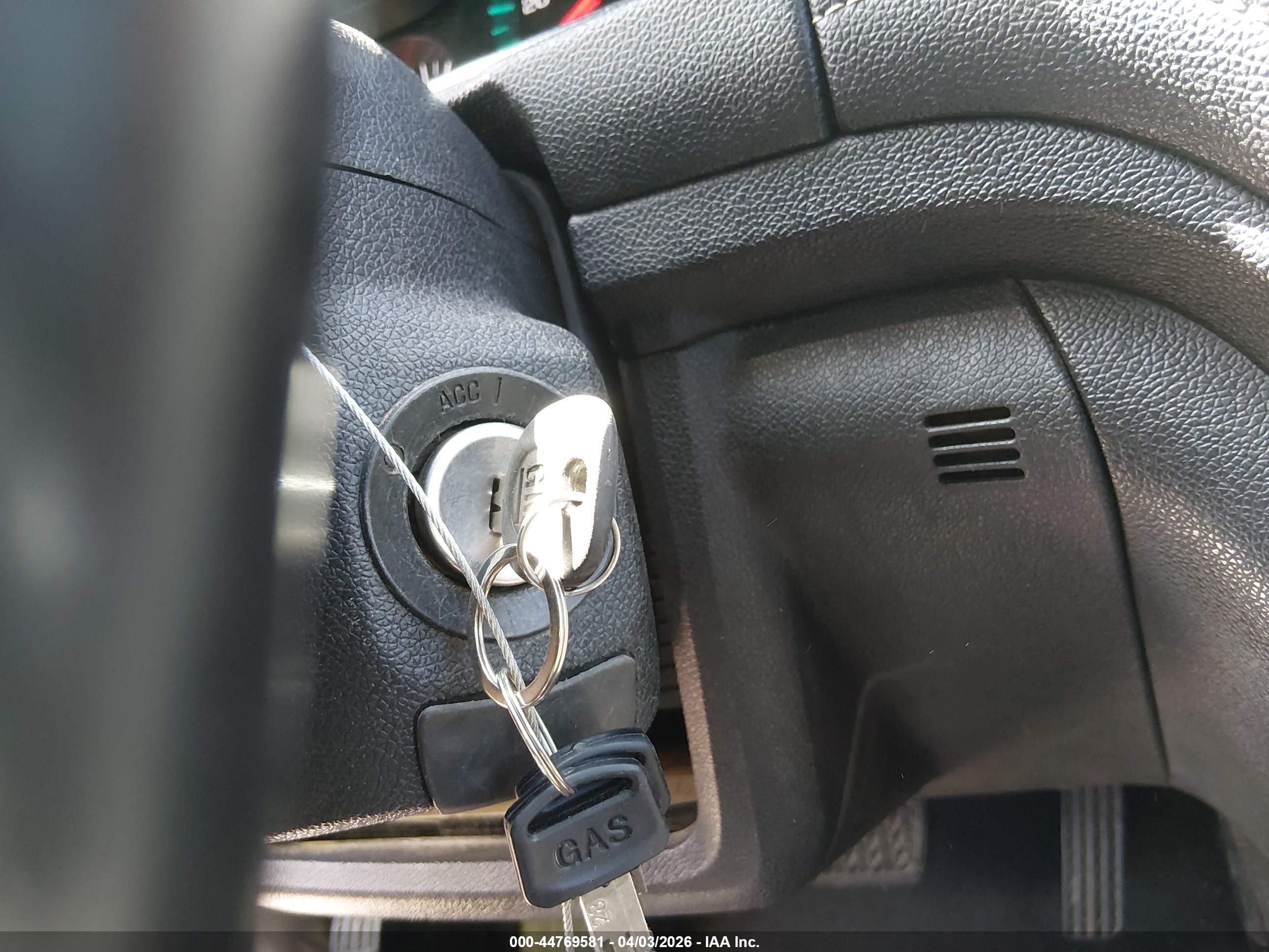 CHEVROLET TRAVERSE image 11