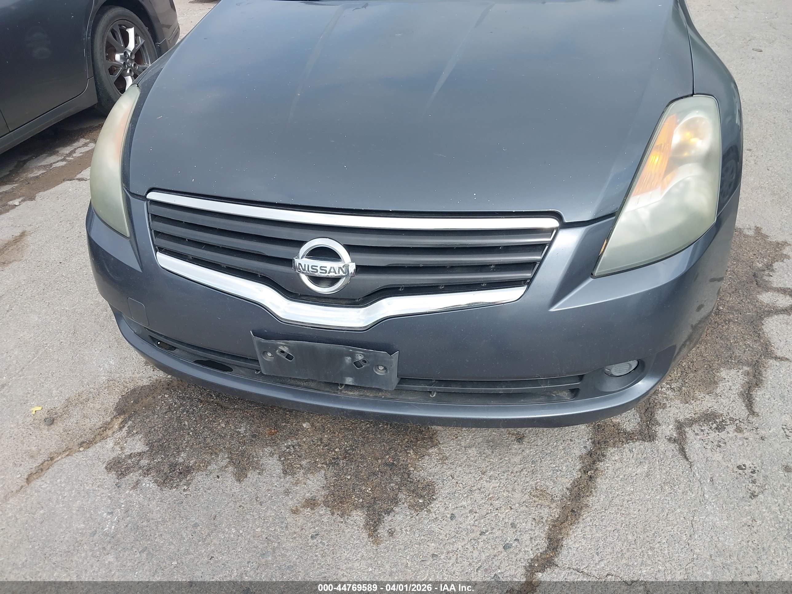 NISSAN ALTIMA image 6