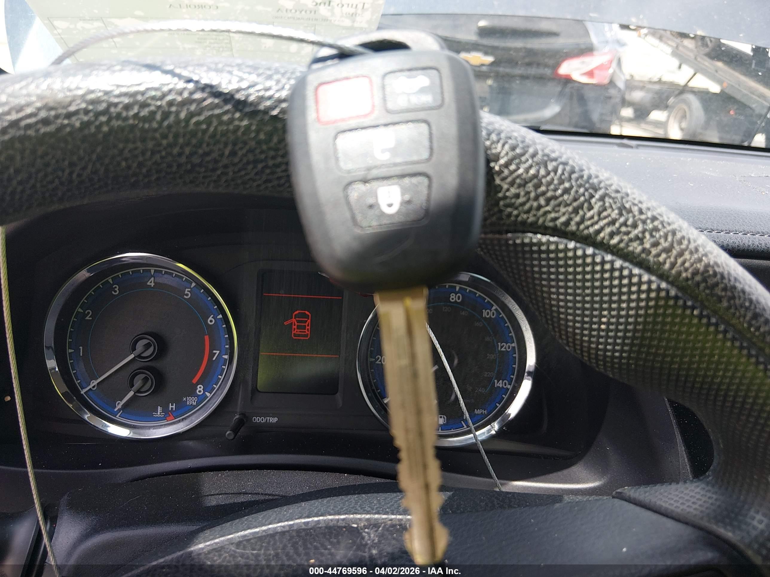 TOYOTA COROLLA image 11