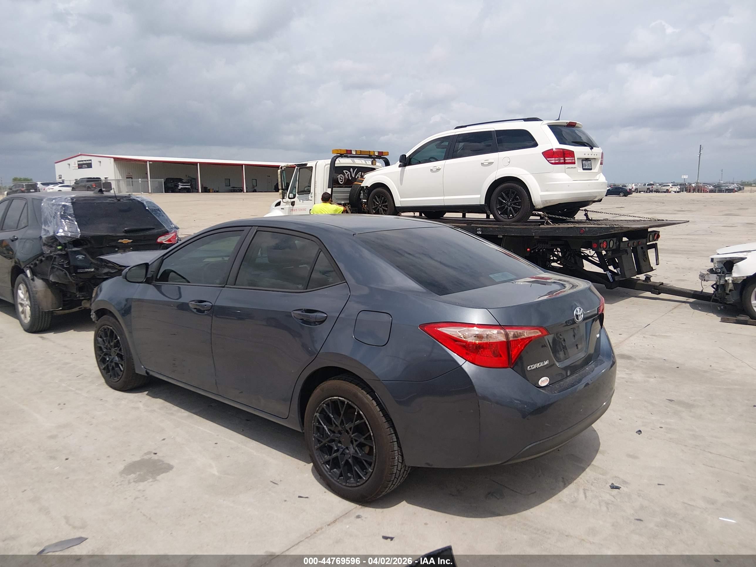 TOYOTA COROLLA image 3