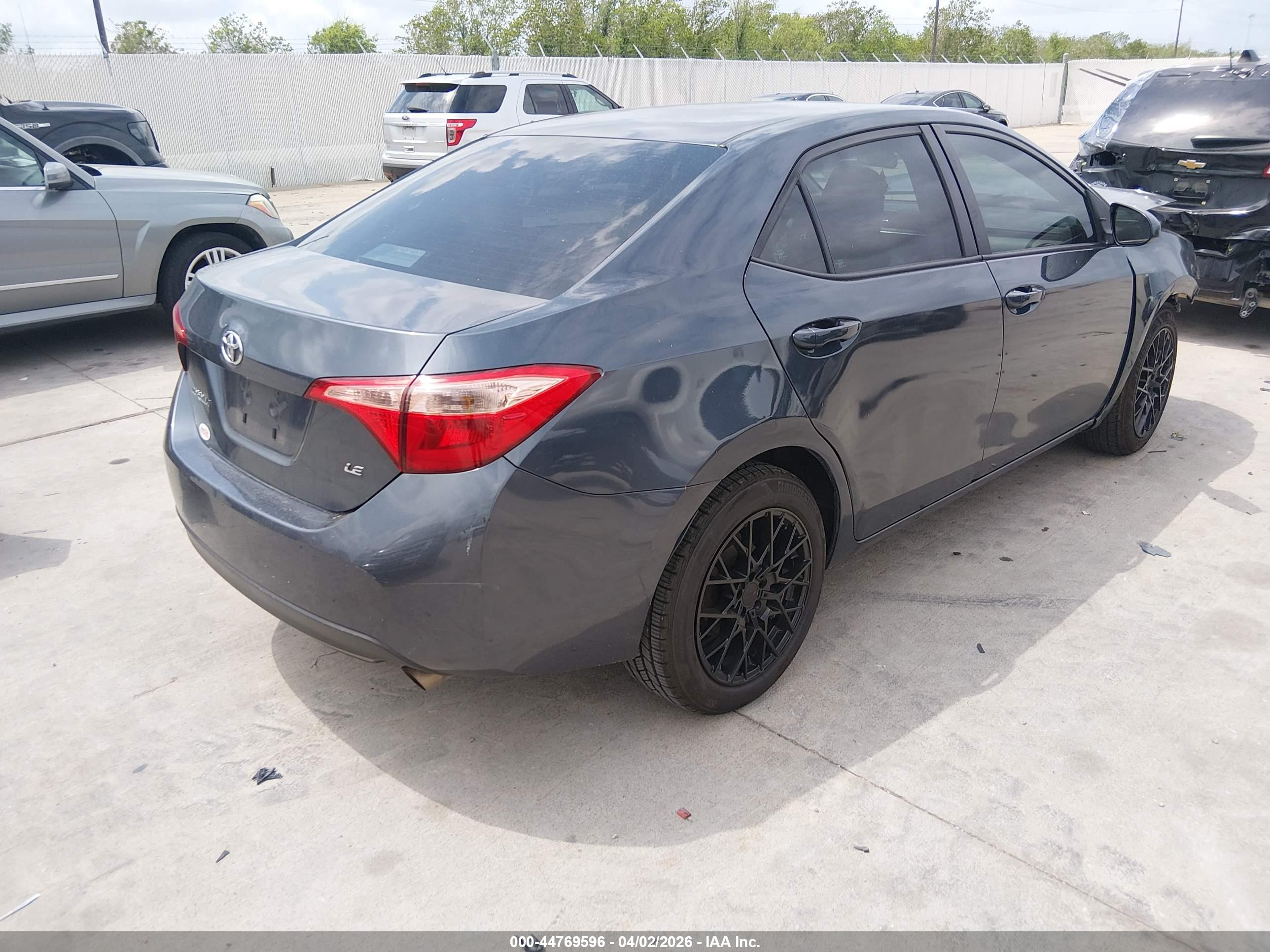 TOYOTA COROLLA image 4