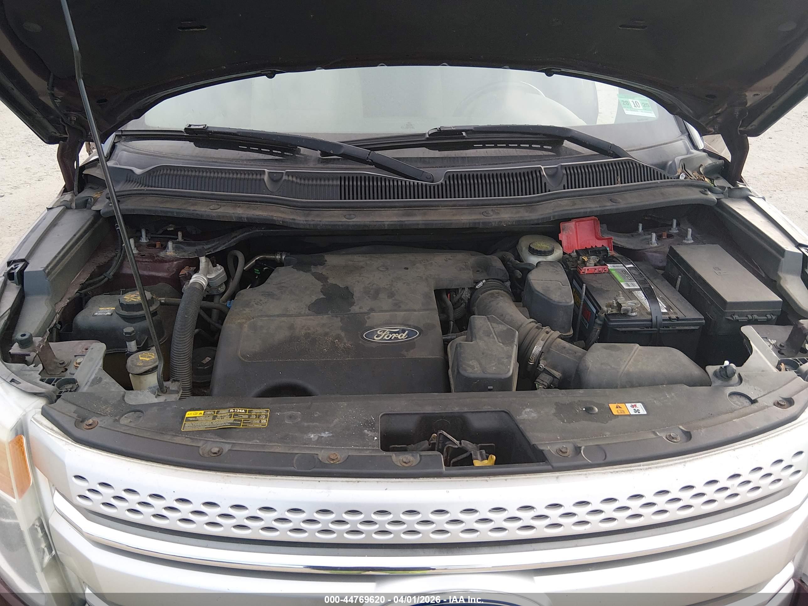 FORD EXPLORER image 10