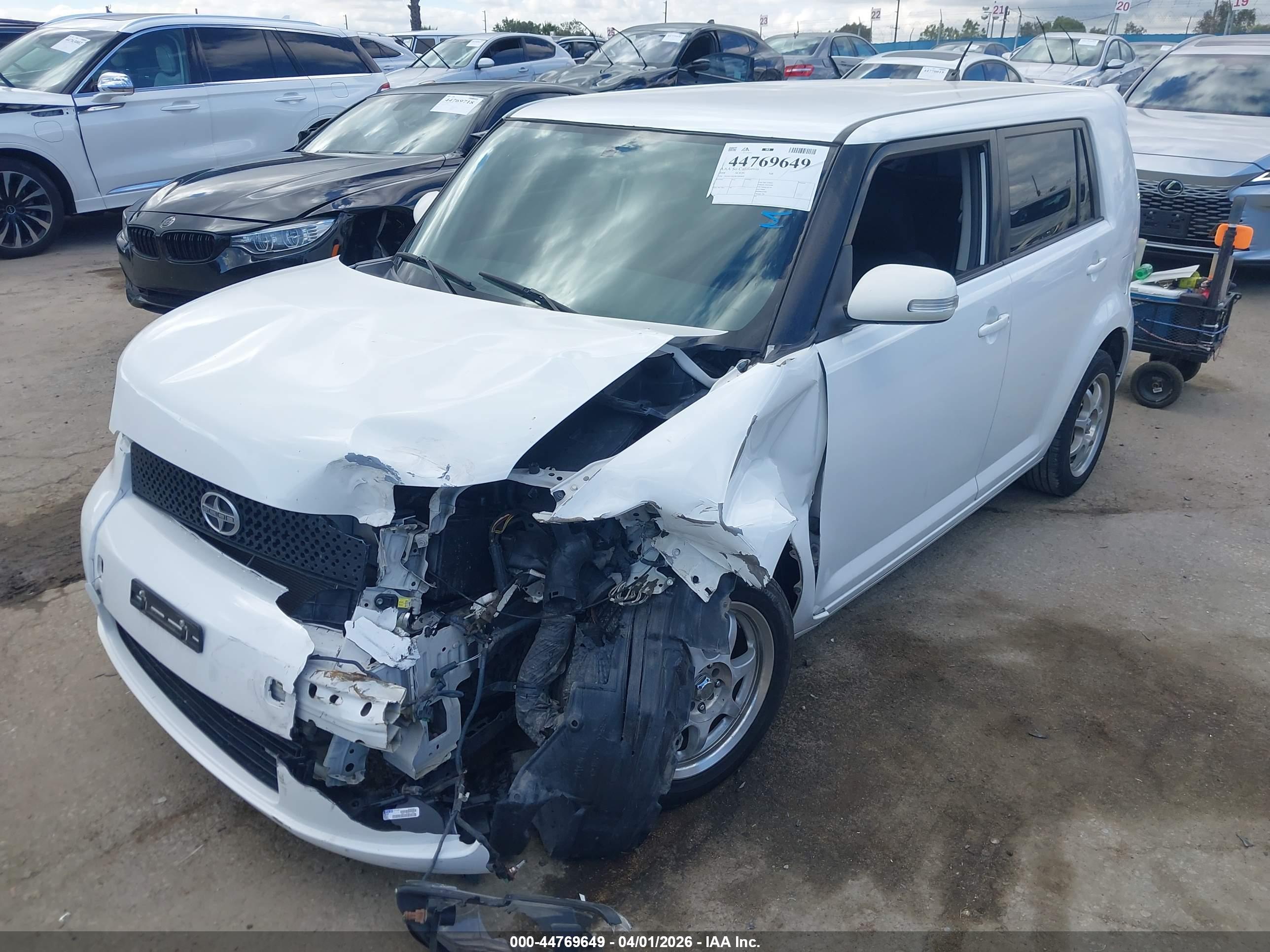 SCION XB image 2