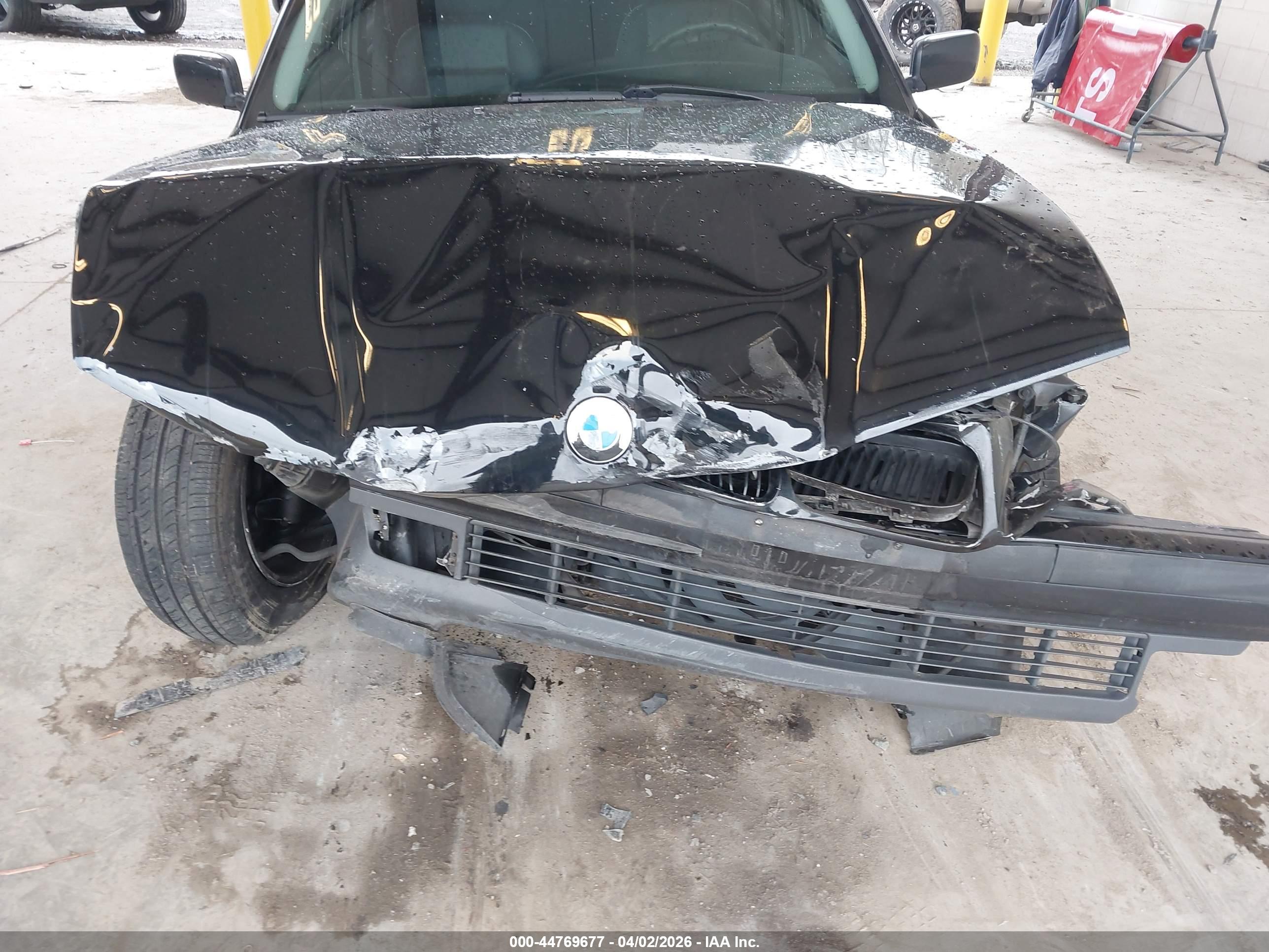 BMW 318 image 6