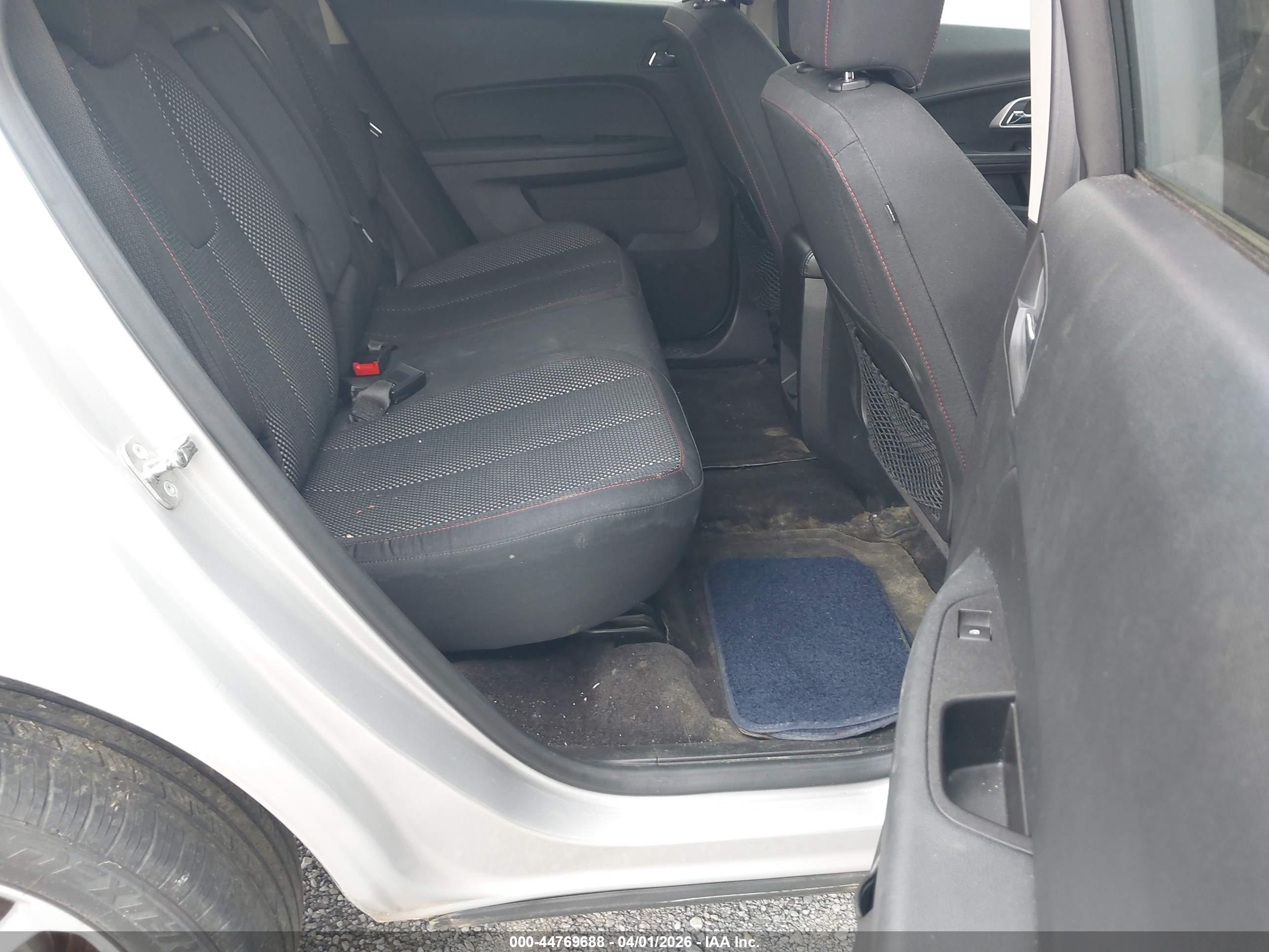CHEVROLET EQUINOX image 8