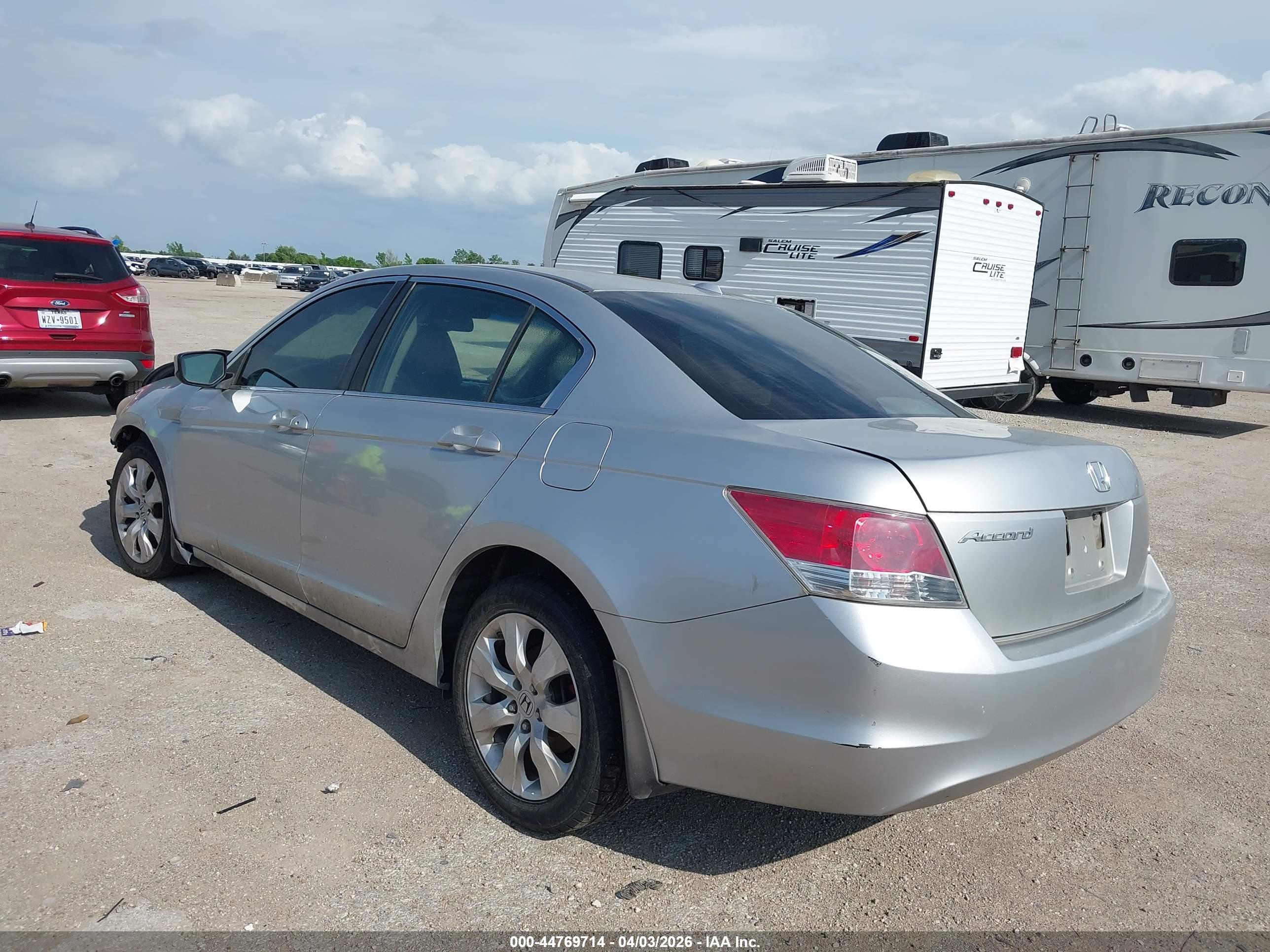 HONDA ACCORD image 3