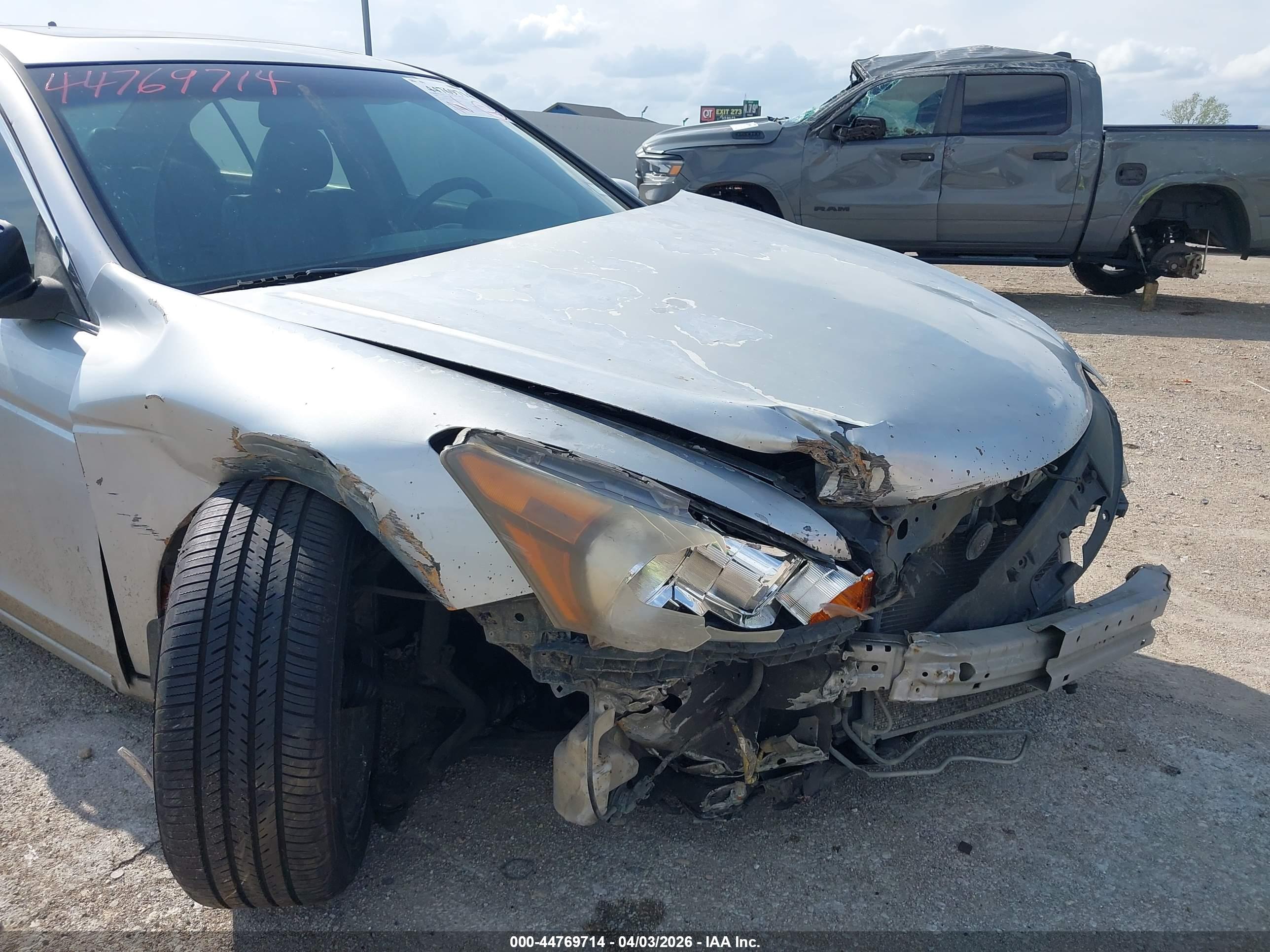 HONDA ACCORD image 6