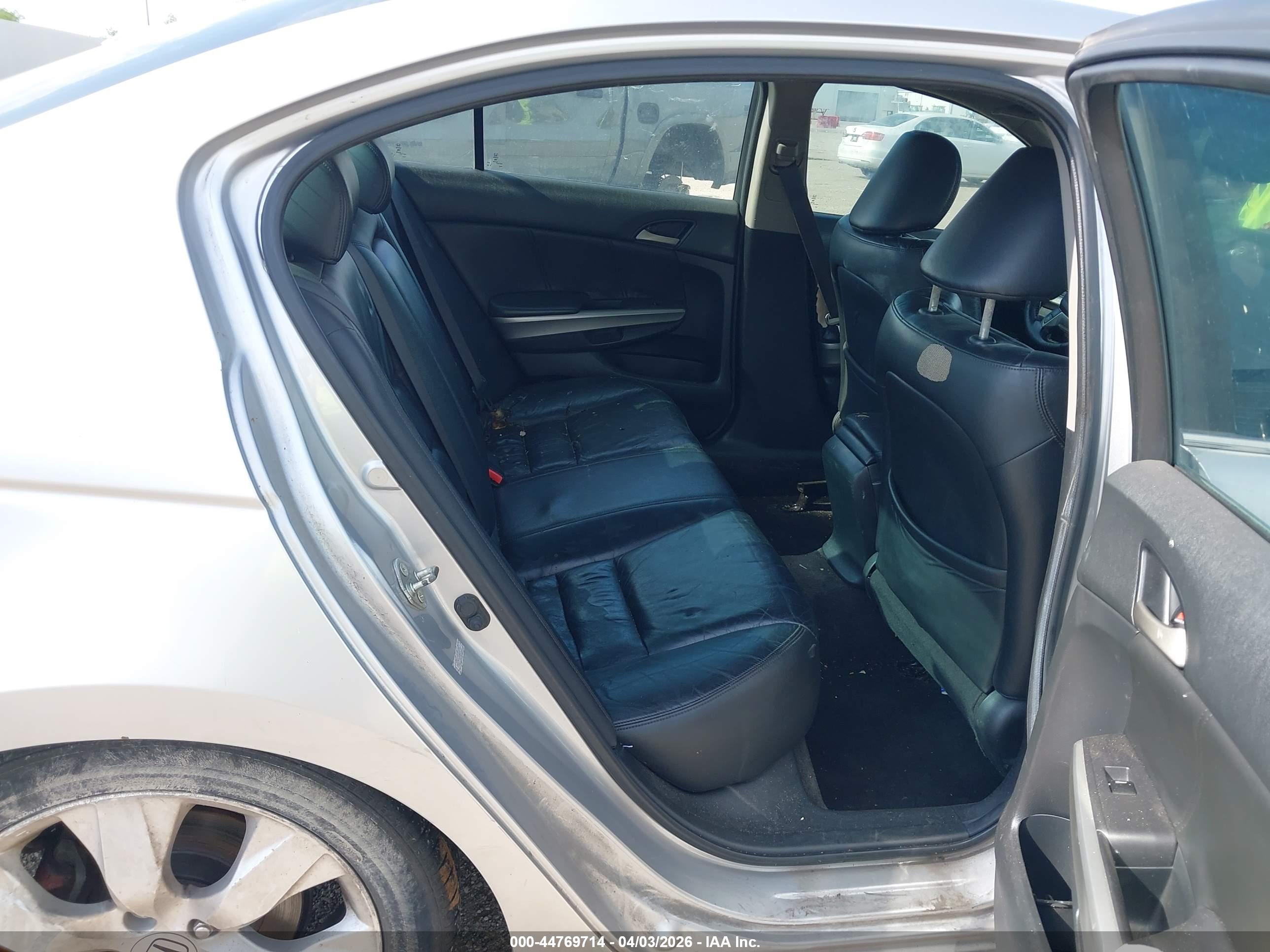 HONDA ACCORD image 8