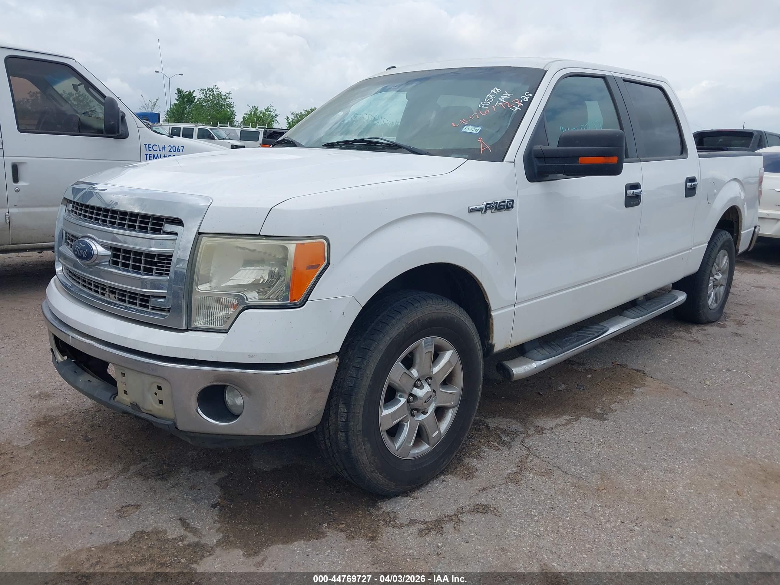 FORD F-150 image 2