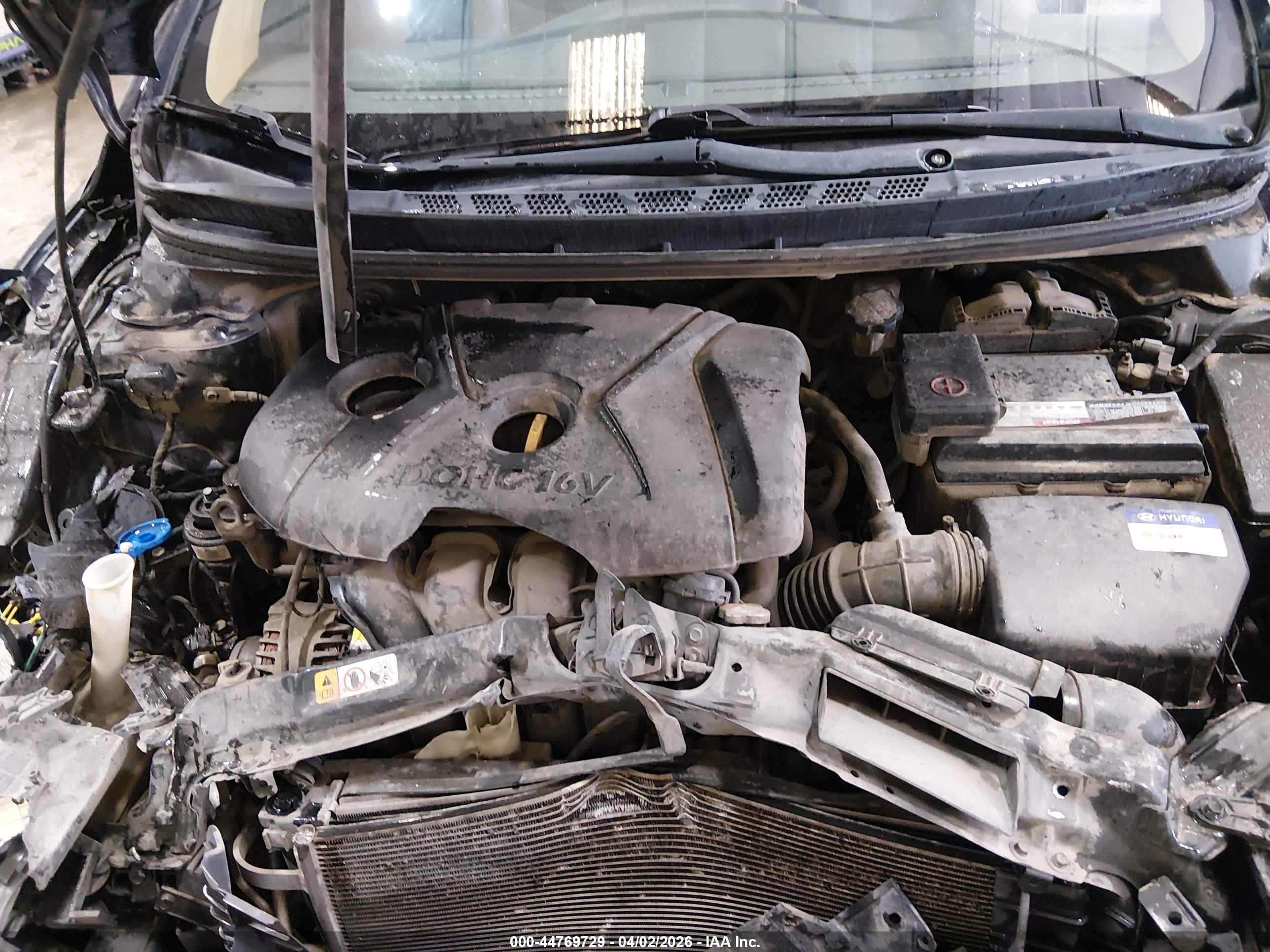 HYUNDAI ELANTRA image 10