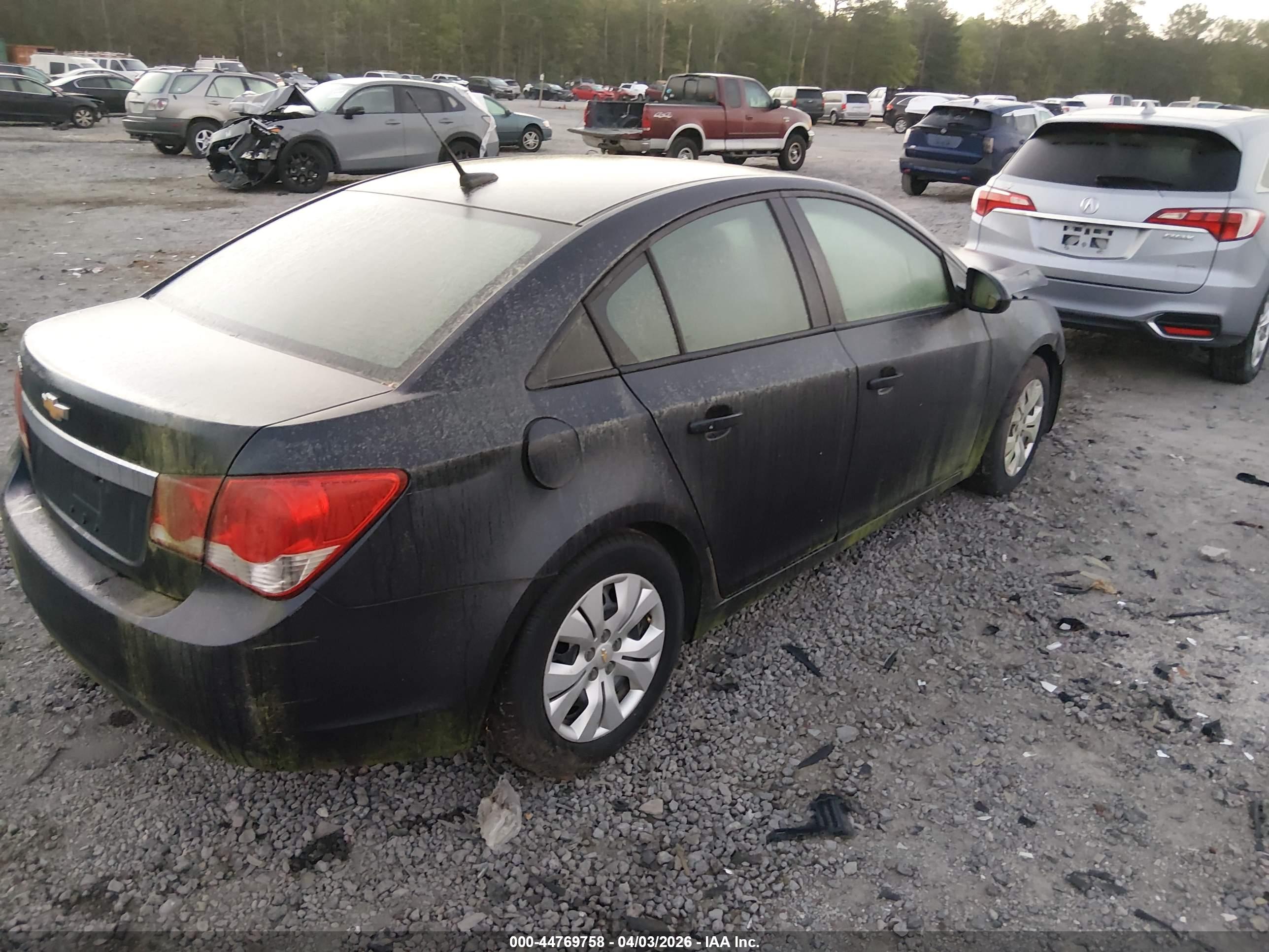 CHEVROLET CRUZE image 4