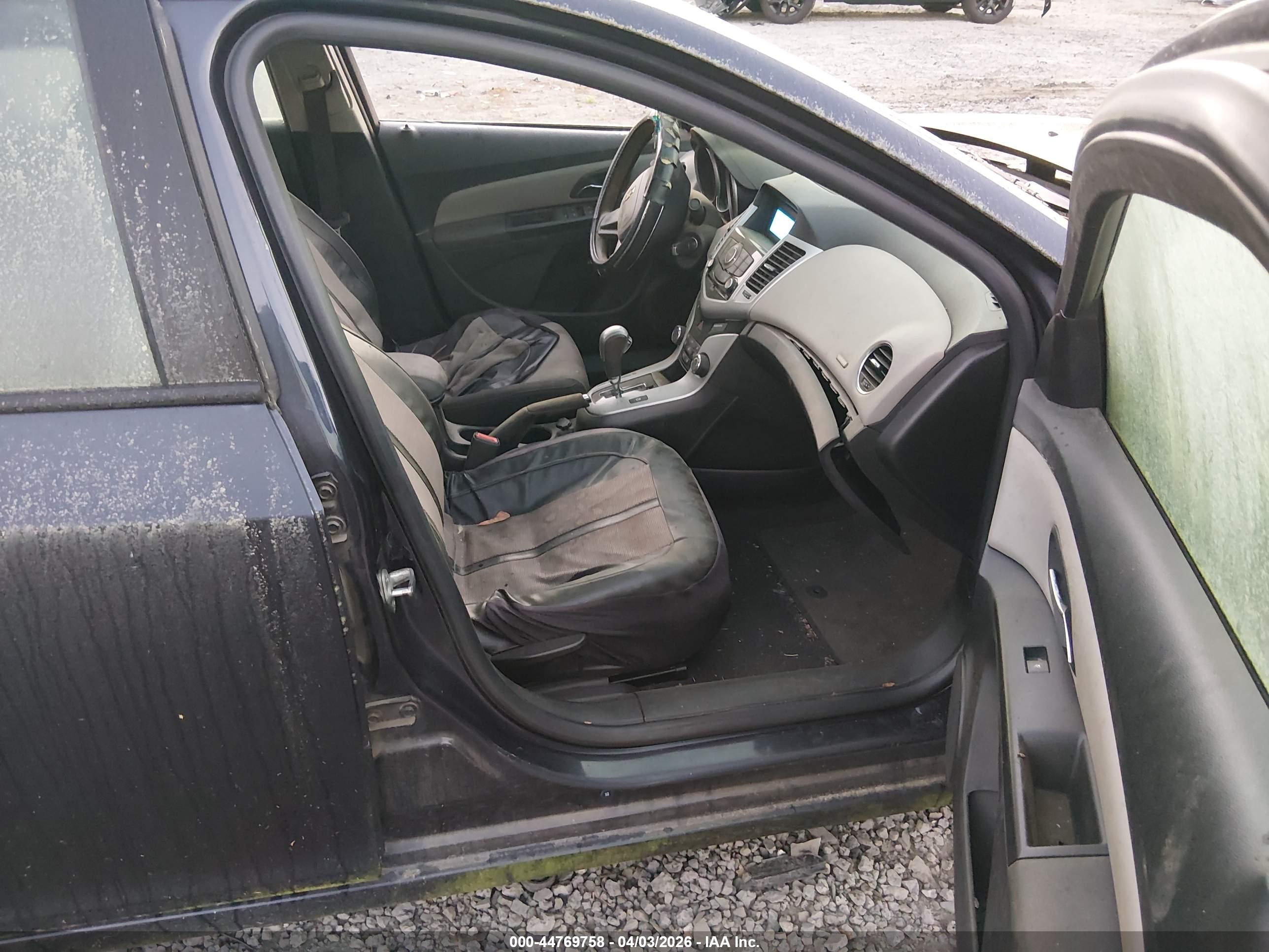 CHEVROLET CRUZE image 5