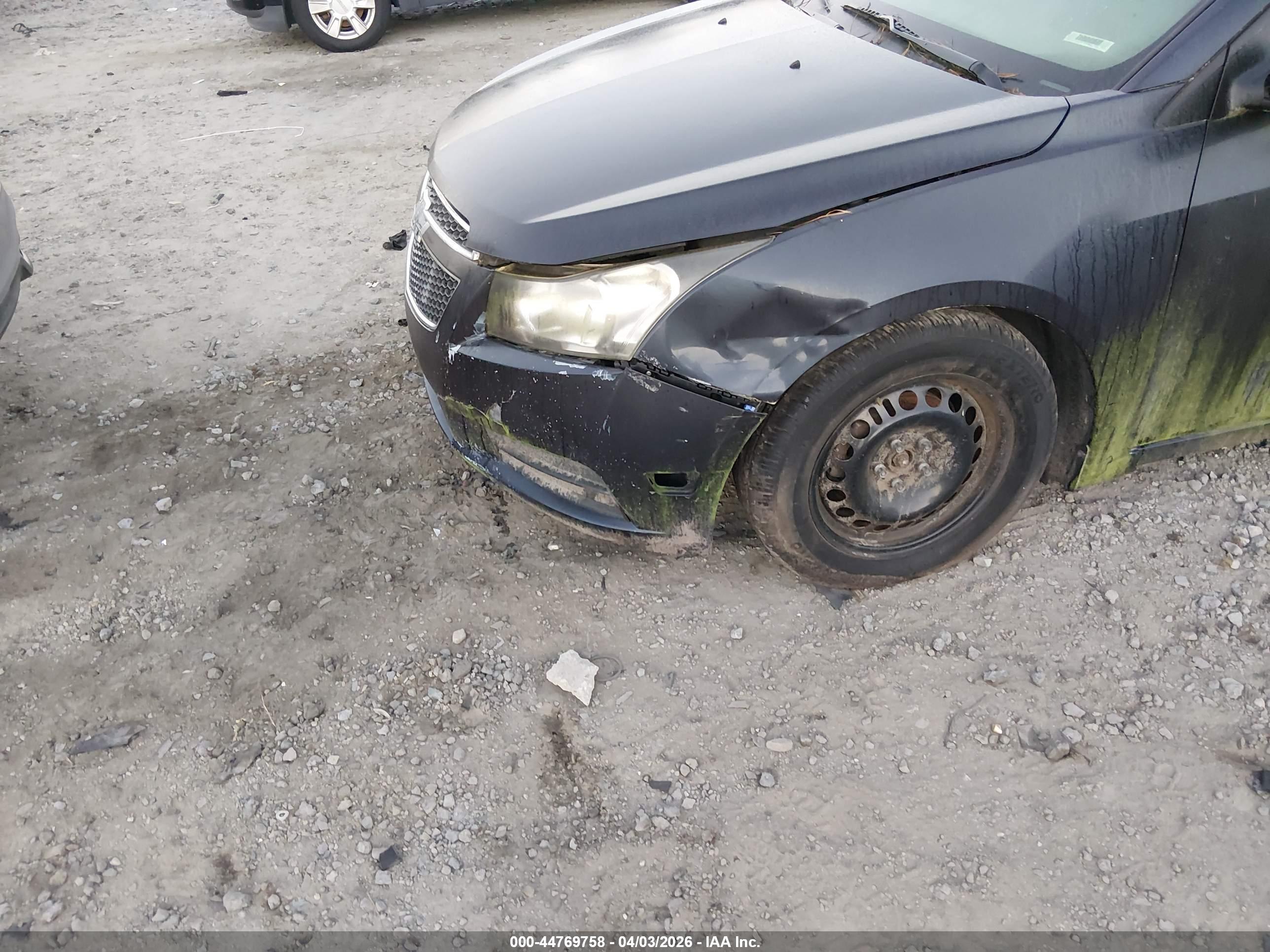 CHEVROLET CRUZE image 6