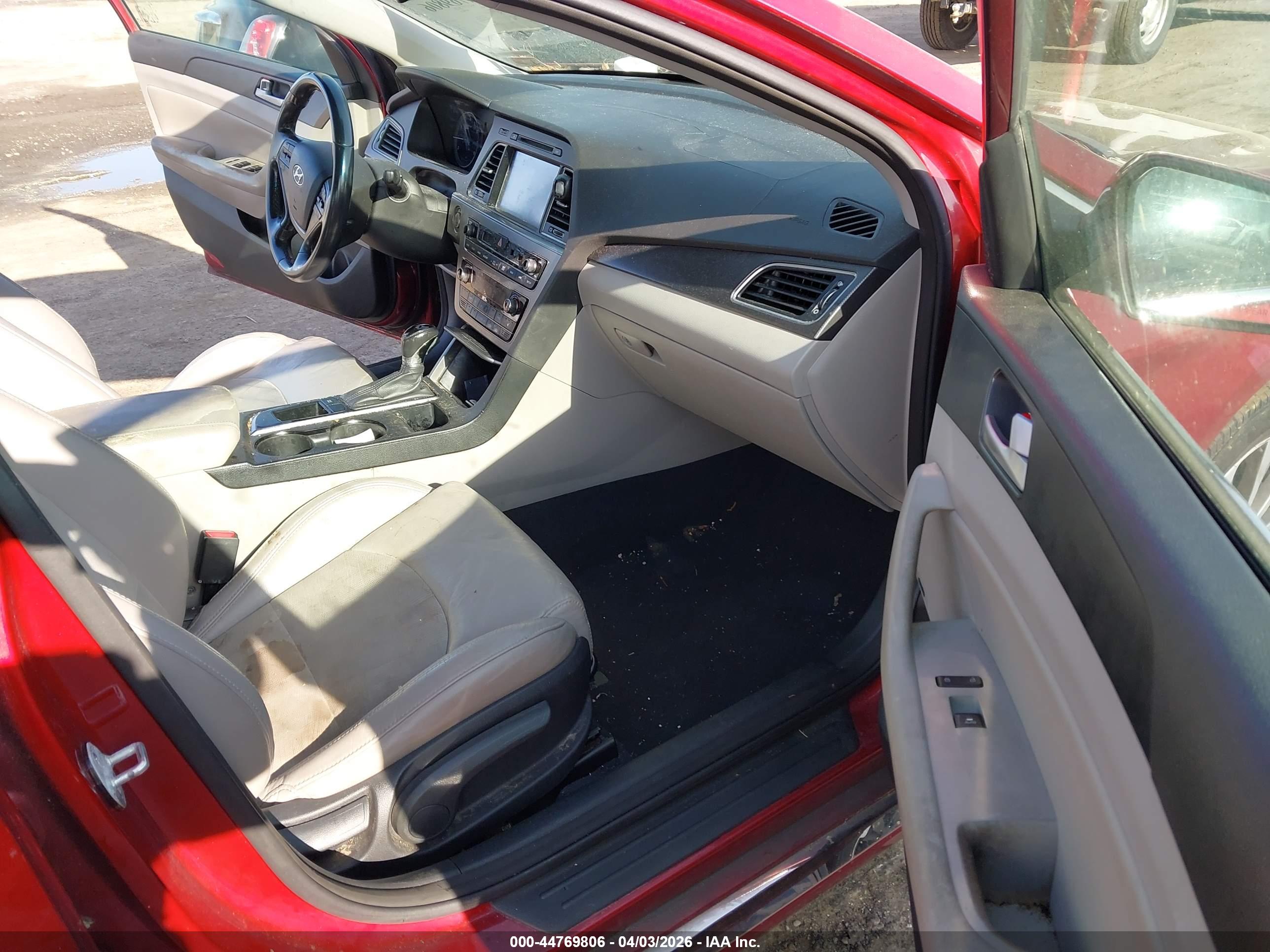 HYUNDAI SONATA image 5