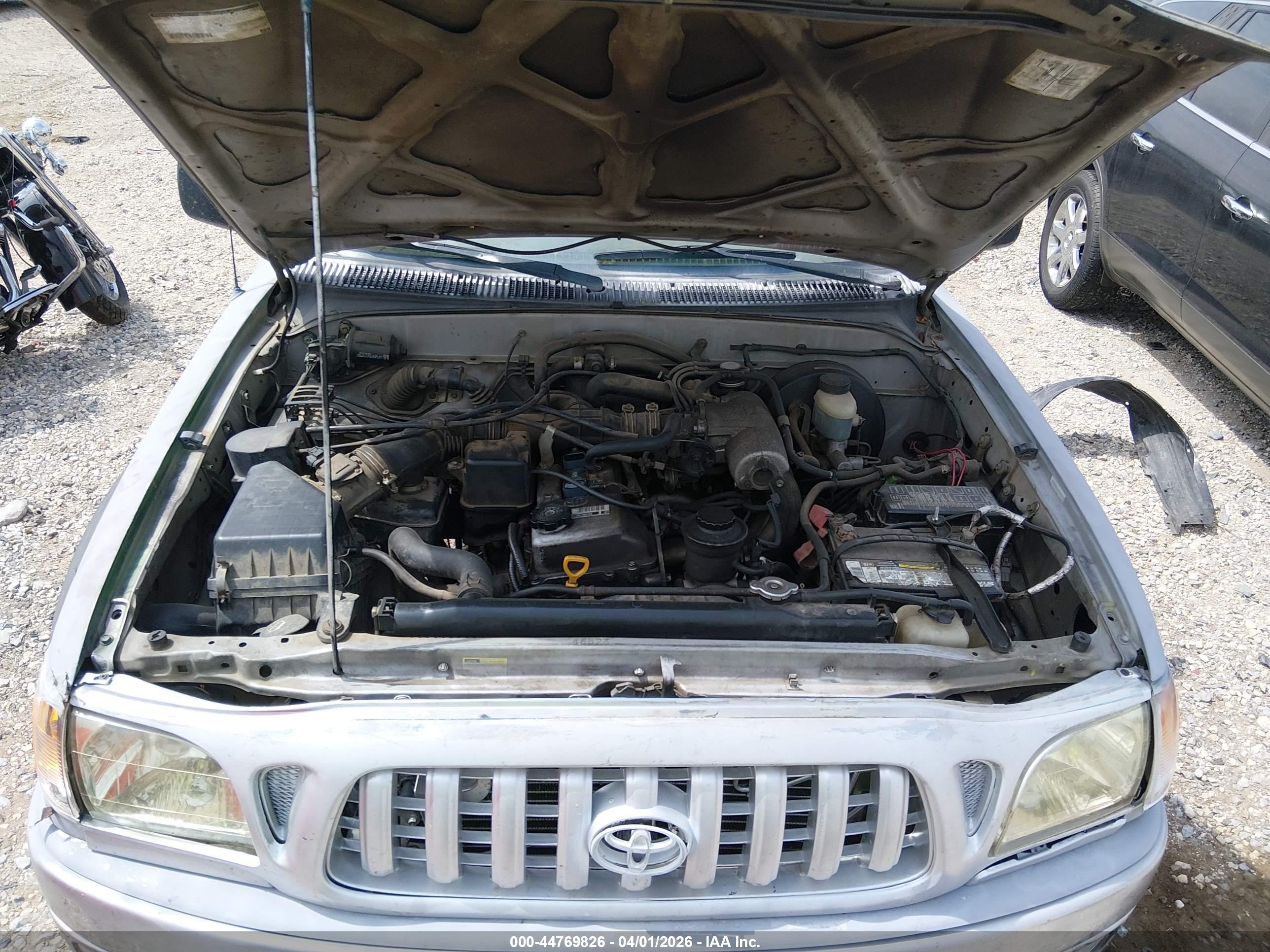 TOYOTA TACOMA image 10
